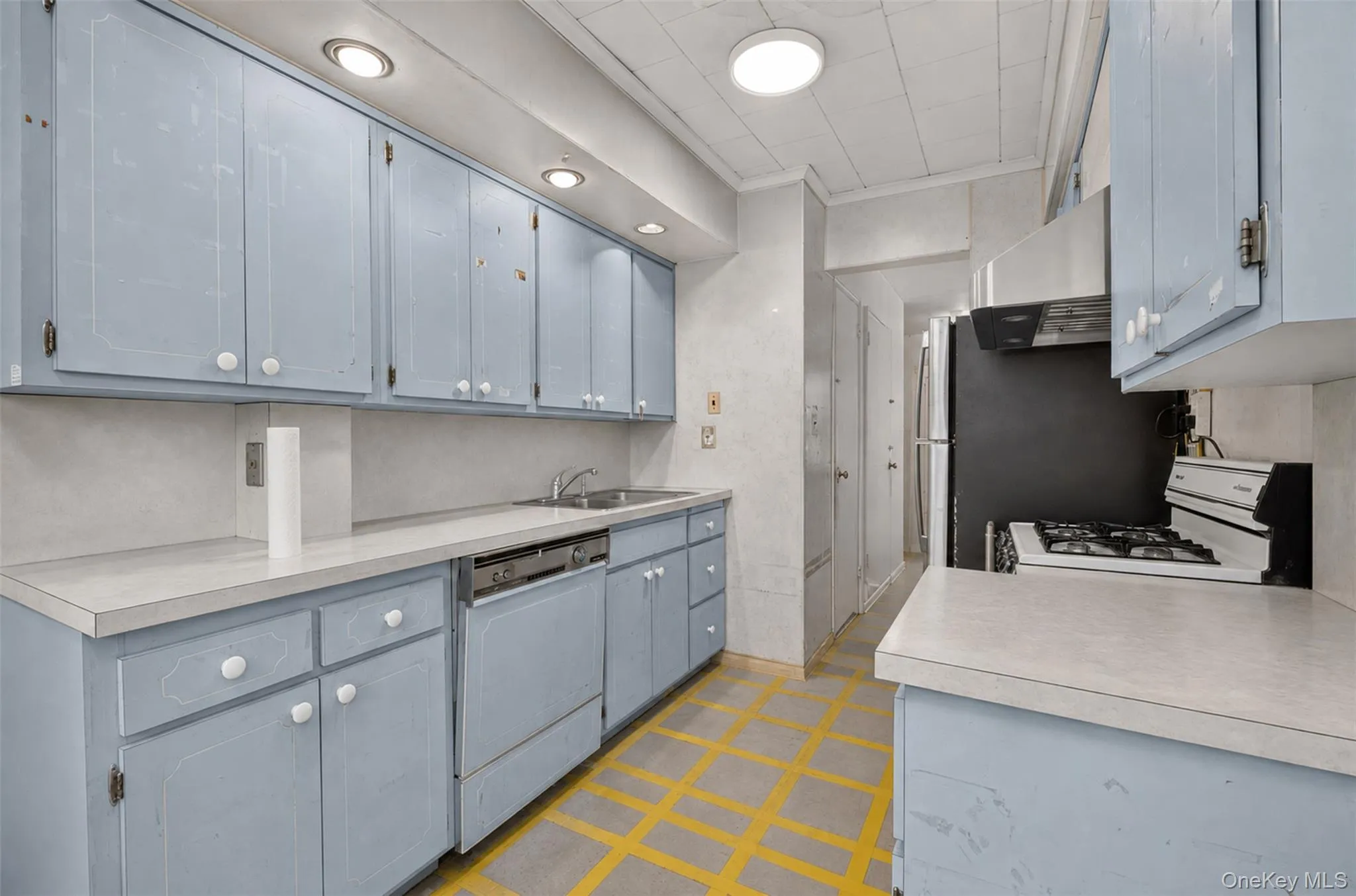 153-36 Booth Memorial Avenue, New York, NY, 3 Bedrooms Bedrooms, 6 Rooms Rooms,1 BathroomBathrooms,Residential,For Rent,Booth Memorial,0,1042407 153-36 Booth Memorial Avenue, New York, NY, 3 Bedrooms Bedrooms, 6 Rooms Rooms,1 BathroomBathrooms,Residential,For Rent,Booth Memorial,0,1042407
