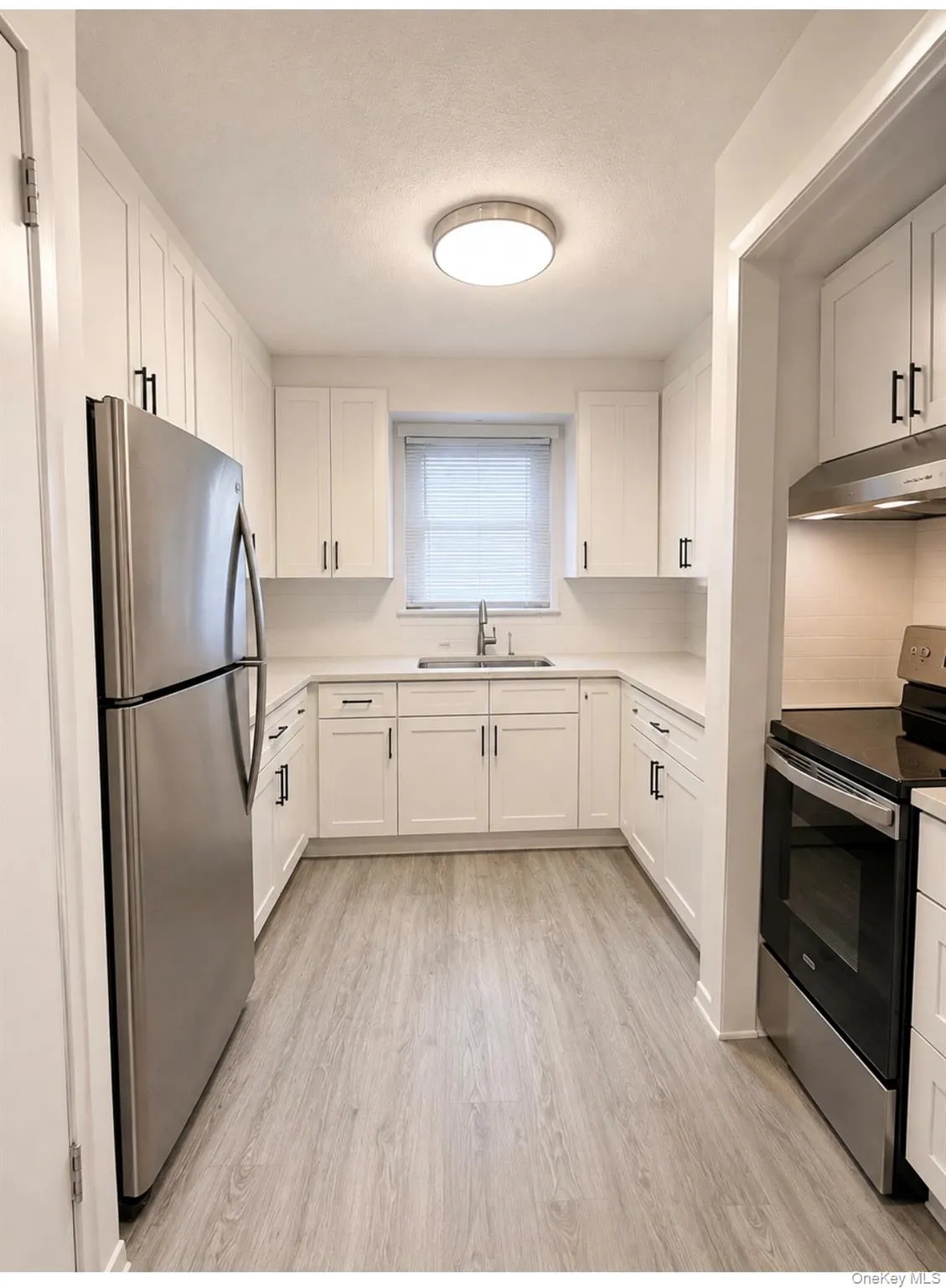 AI-generated renderings shown for visualization purposes. Property will be renovated and built to suit. AI-generated renderings shown for visualization purposes. Property will be renovated and built to suit.
