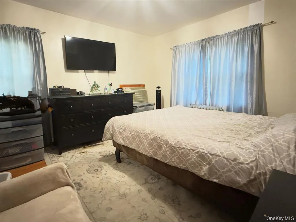 209-44 110th Avenue, New York, NY, 5 Bedrooms Bedrooms, 7 Rooms Rooms,1 BathroomBathrooms,Residential Lease,For Rent,110th,0,1042411 209-44 110th Avenue, New York, NY, 5 Bedrooms Bedrooms, 7 Rooms Rooms,1 BathroomBathrooms,Residential Lease,For Rent,110th,0,1042411