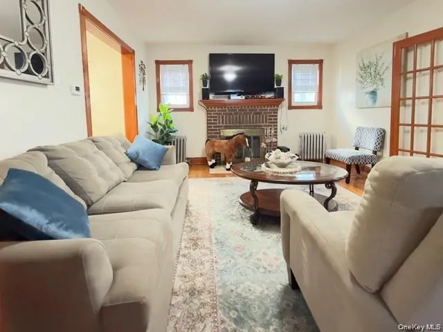 209-44 110th Avenue, New York, NY, 5 Bedrooms Bedrooms, 7 Rooms Rooms,1 BathroomBathrooms,Residential Lease,For Rent,110th,0,1042411 209-44 110th Avenue, New York, NY, 5 Bedrooms Bedrooms, 7 Rooms Rooms,1 BathroomBathrooms,Residential Lease,For Rent,110th,0,1042411