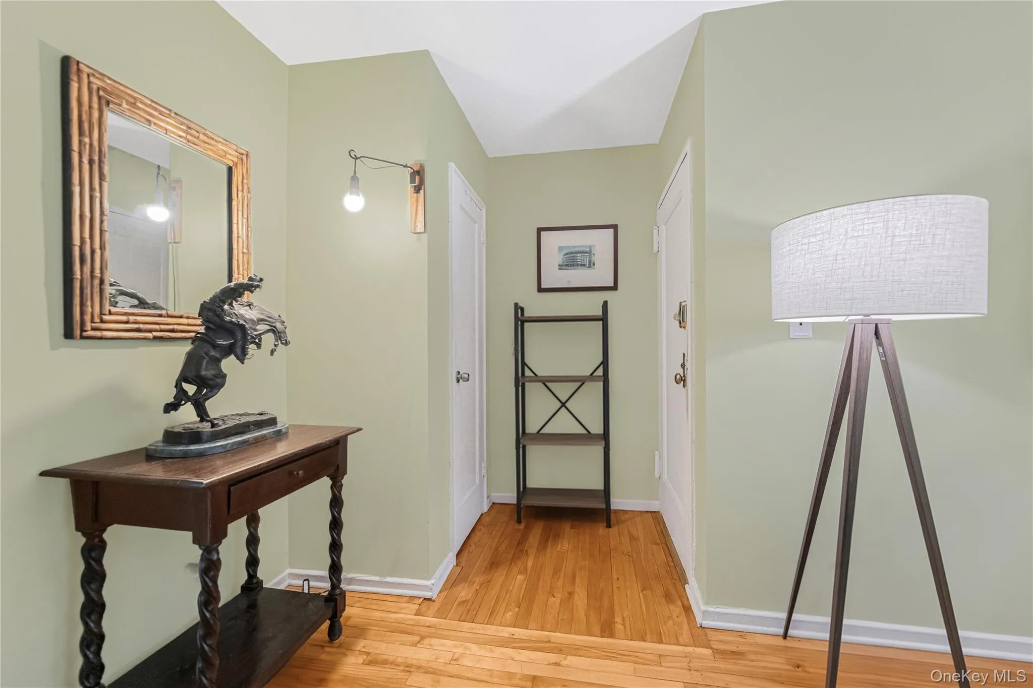 757 Hillside Avenue, Greenburgh, NY, 1 Bedroom Bedrooms, 4 Rooms Rooms,1 BathroomBathrooms,Residential,For Rent,Hillside,0,1042415 757 Hillside Avenue, Greenburgh, NY, 1 Bedroom Bedrooms, 4 Rooms Rooms,1 BathroomBathrooms,Residential,For Rent,Hillside,0,1042415