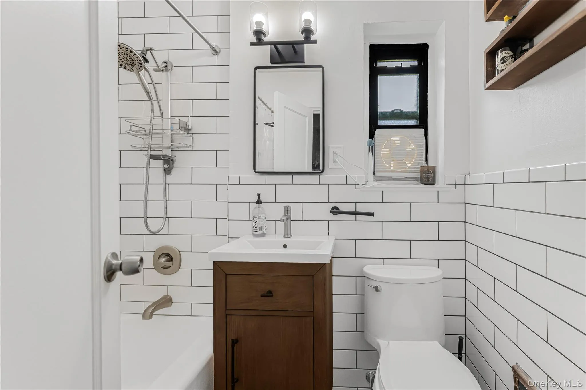 757 Hillside Avenue, Greenburgh, NY, 1 Bedroom Bedrooms, 4 Rooms Rooms,1 BathroomBathrooms,Residential,For Rent,Hillside,0,1042415 757 Hillside Avenue, Greenburgh, NY, 1 Bedroom Bedrooms, 4 Rooms Rooms,1 BathroomBathrooms,Residential,For Rent,Hillside,0,1042415