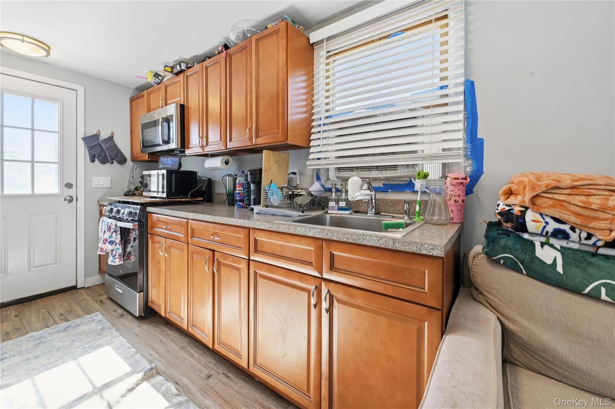 36 Woodlawn Avenue, Brookhaven, NY, 2 Bedrooms Bedrooms, 3 Rooms Rooms,1 BathroomBathrooms,Residential,For Rent,Woodlawn,0,1042423 36 Woodlawn Avenue, Brookhaven, NY, 2 Bedrooms Bedrooms, 3 Rooms Rooms,1 BathroomBathrooms,Residential,For Rent,Woodlawn,0,1042423