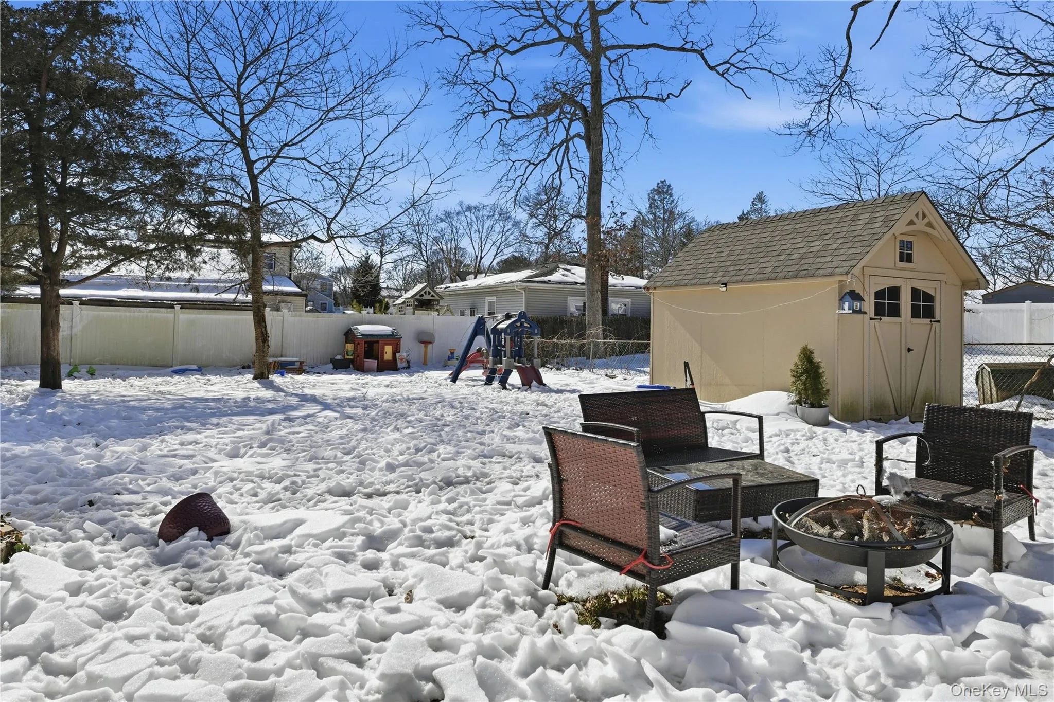 36 Woodlawn Avenue, Brookhaven, NY, 2 Bedrooms Bedrooms, 3 Rooms Rooms,1 BathroomBathrooms,Residential,For Rent,Woodlawn,0,1042423 36 Woodlawn Avenue, Brookhaven, NY, 2 Bedrooms Bedrooms, 3 Rooms Rooms,1 BathroomBathrooms,Residential,For Rent,Woodlawn,0,1042423