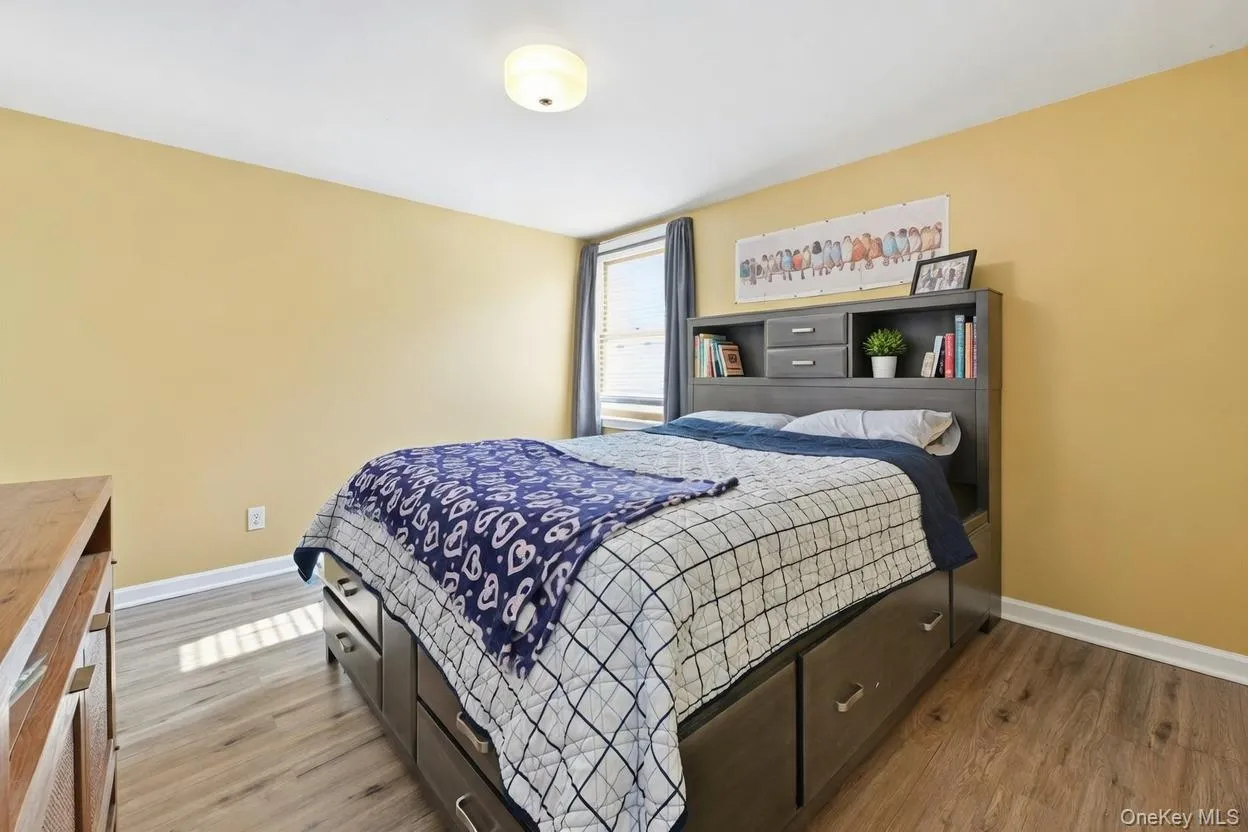 36 Woodlawn Avenue, Brookhaven, NY, 2 Bedrooms Bedrooms, 3 Rooms Rooms,1 BathroomBathrooms,Residential,For Rent,Woodlawn,0,1042423 36 Woodlawn Avenue, Brookhaven, NY, 2 Bedrooms Bedrooms, 3 Rooms Rooms,1 BathroomBathrooms,Residential,For Rent,Woodlawn,0,1042423