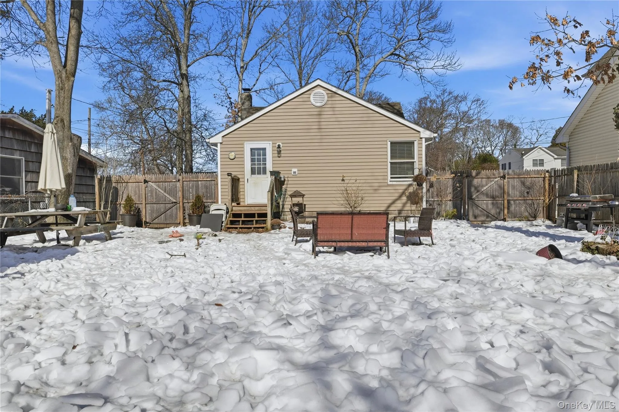36 Woodlawn Avenue, Brookhaven, NY, 2 Bedrooms Bedrooms, 3 Rooms Rooms,1 BathroomBathrooms,Residential,For Rent,Woodlawn,0,1042423 36 Woodlawn Avenue, Brookhaven, NY, 2 Bedrooms Bedrooms, 3 Rooms Rooms,1 BathroomBathrooms,Residential,For Rent,Woodlawn,0,1042423
