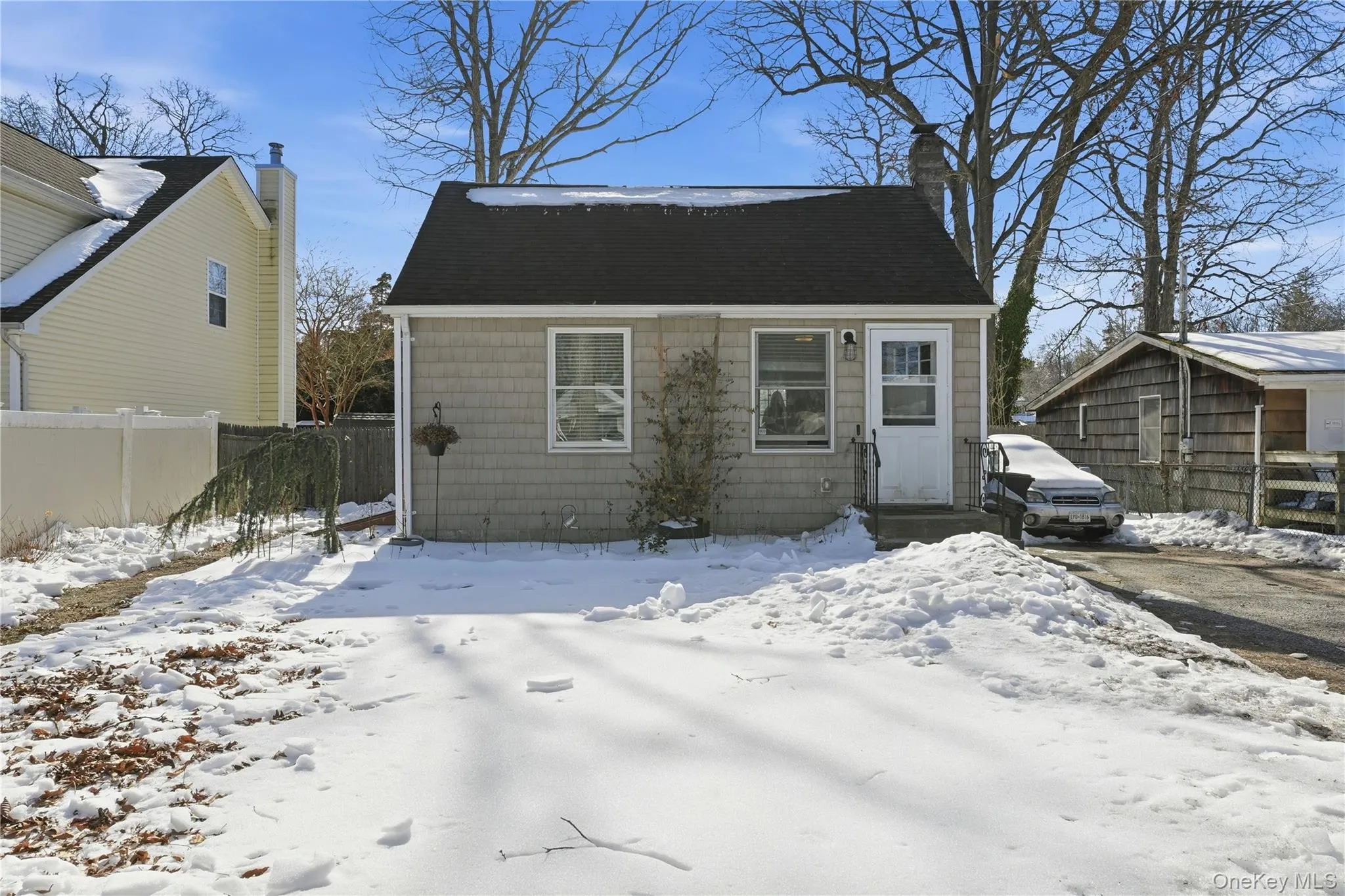 36 Woodlawn Avenue, Brookhaven, NY, 2 Bedrooms Bedrooms, 3 Rooms Rooms,1 BathroomBathrooms,Residential,For Rent,Woodlawn,0,1042423 36 Woodlawn Avenue, Brookhaven, NY, 2 Bedrooms Bedrooms, 3 Rooms Rooms,1 BathroomBathrooms,Residential,For Rent,Woodlawn,0,1042423