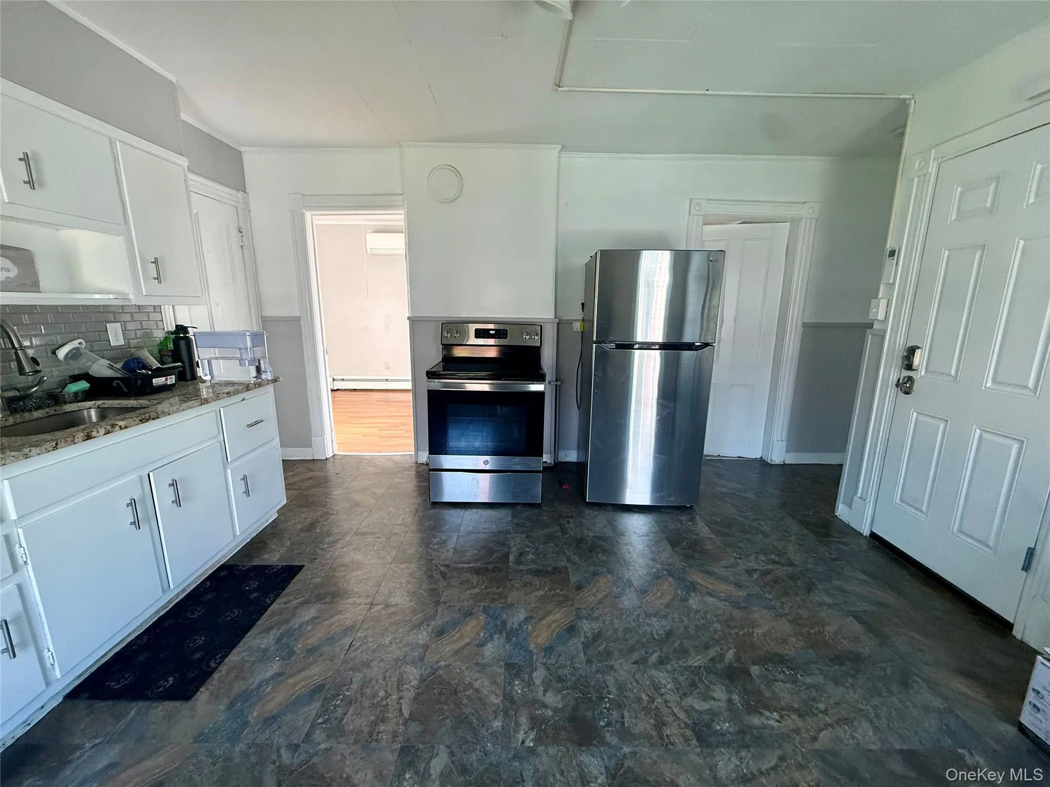 2 Charles Street, Poughkeepsie, NY, 2 Bedrooms Bedrooms, 4 Rooms Rooms,1 BathroomBathrooms,Residential Lease,For Rent,Charles,0,1042432 2 Charles Street, Poughkeepsie, NY, 2 Bedrooms Bedrooms, 4 Rooms Rooms,1 BathroomBathrooms,Residential Lease,For Rent,Charles,0,1042432