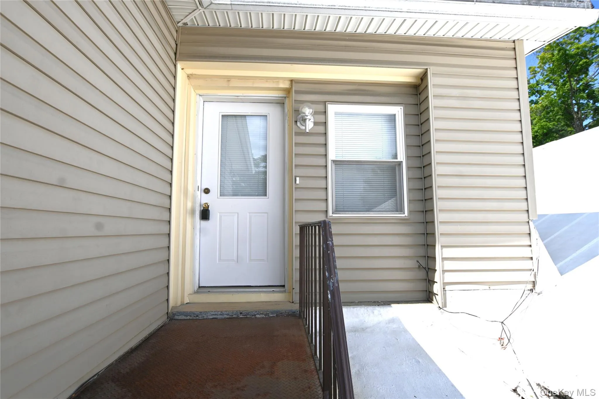 1298 Route 9W, Marlboro, NY, 1 Bedroom Bedrooms, 3 Rooms Rooms,1 BathroomBathrooms,Residential Lease,For Rent,Route 9W,0,1042437 1298 Route 9W, Marlboro, NY, 1 Bedroom Bedrooms, 3 Rooms Rooms,1 BathroomBathrooms,Residential Lease,For Rent,Route 9W,0,1042437