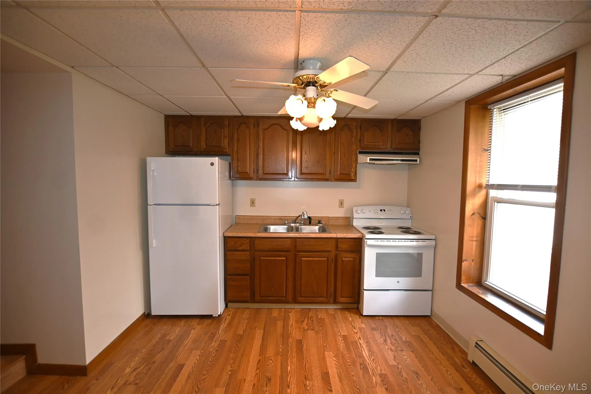 1298 Route 9W, Marlboro, NY, 1 Bedroom Bedrooms, 3 Rooms Rooms,1 BathroomBathrooms,Residential Lease,For Rent,Route 9W,0,1042437 1298 Route 9W, Marlboro, NY, 1 Bedroom Bedrooms, 3 Rooms Rooms,1 BathroomBathrooms,Residential Lease,For Rent,Route 9W,0,1042437