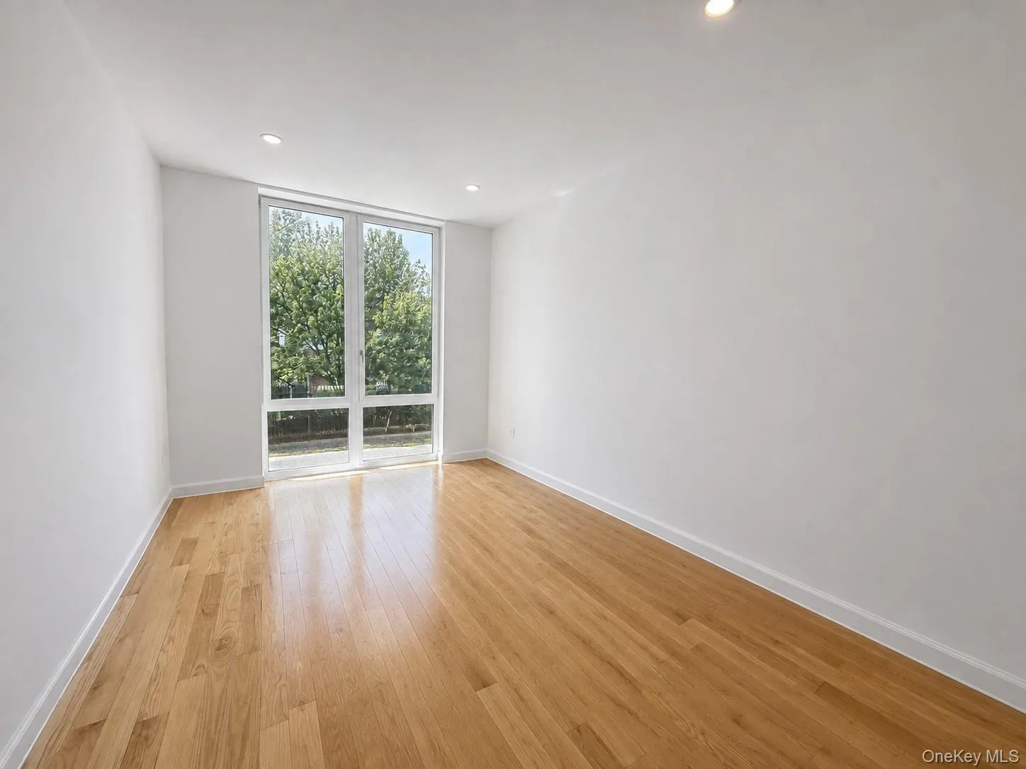 5602 31st Avenue, New York, NY, 2 Bedrooms Bedrooms, 4 Rooms Rooms,1 BathroomBathrooms,Residential,For Rent,31st,0,1042446 5602 31st Avenue, New York, NY, 2 Bedrooms Bedrooms, 4 Rooms Rooms,1 BathroomBathrooms,Residential,For Rent,31st,0,1042446
