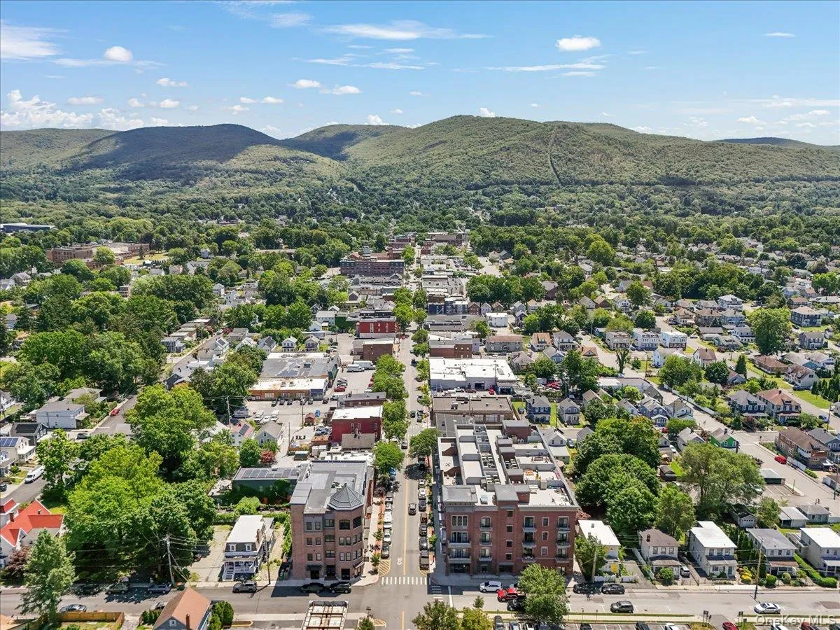 249 Main Street, Beacon, NY, 1 Bedroom Bedrooms, 4 Rooms Rooms,1 BathroomBathrooms,Residential Lease,For Rent,Main,0,1042449 249 Main Street, Beacon, NY, 1 Bedroom Bedrooms, 4 Rooms Rooms,1 BathroomBathrooms,Residential Lease,For Rent,Main,0,1042449