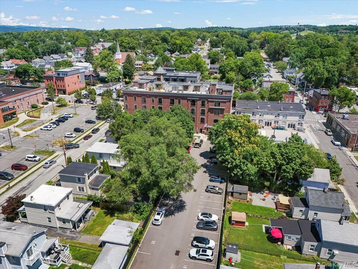 249 Main Street, Beacon, NY, 1 Bedroom Bedrooms, 4 Rooms Rooms,1 BathroomBathrooms,Residential Lease,For Rent,Main,0,1042449 249 Main Street, Beacon, NY, 1 Bedroom Bedrooms, 4 Rooms Rooms,1 BathroomBathrooms,Residential Lease,For Rent,Main,0,1042449