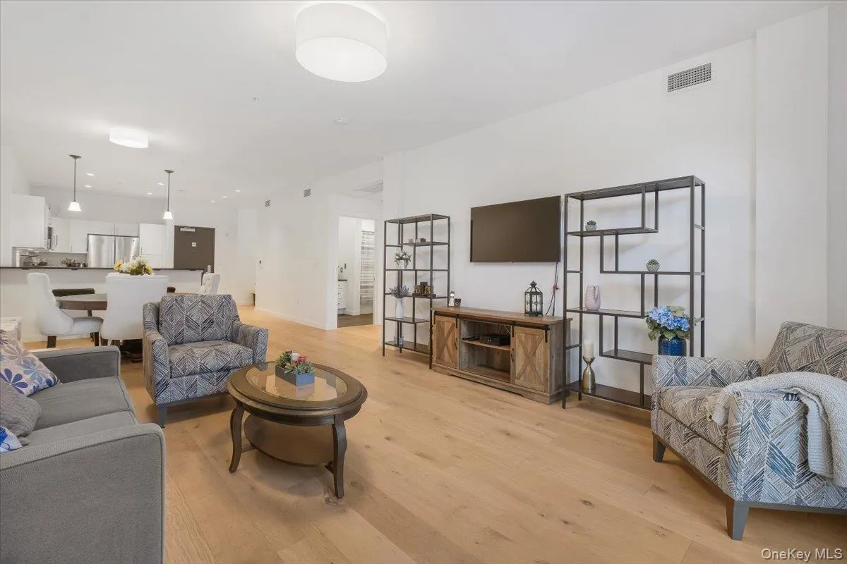 249 Main Street, Beacon, NY, 1 Bedroom Bedrooms, 4 Rooms Rooms,1 BathroomBathrooms,Residential Lease,For Rent,Main,0,1042449 249 Main Street, Beacon, NY, 1 Bedroom Bedrooms, 4 Rooms Rooms,1 BathroomBathrooms,Residential Lease,For Rent,Main,0,1042449