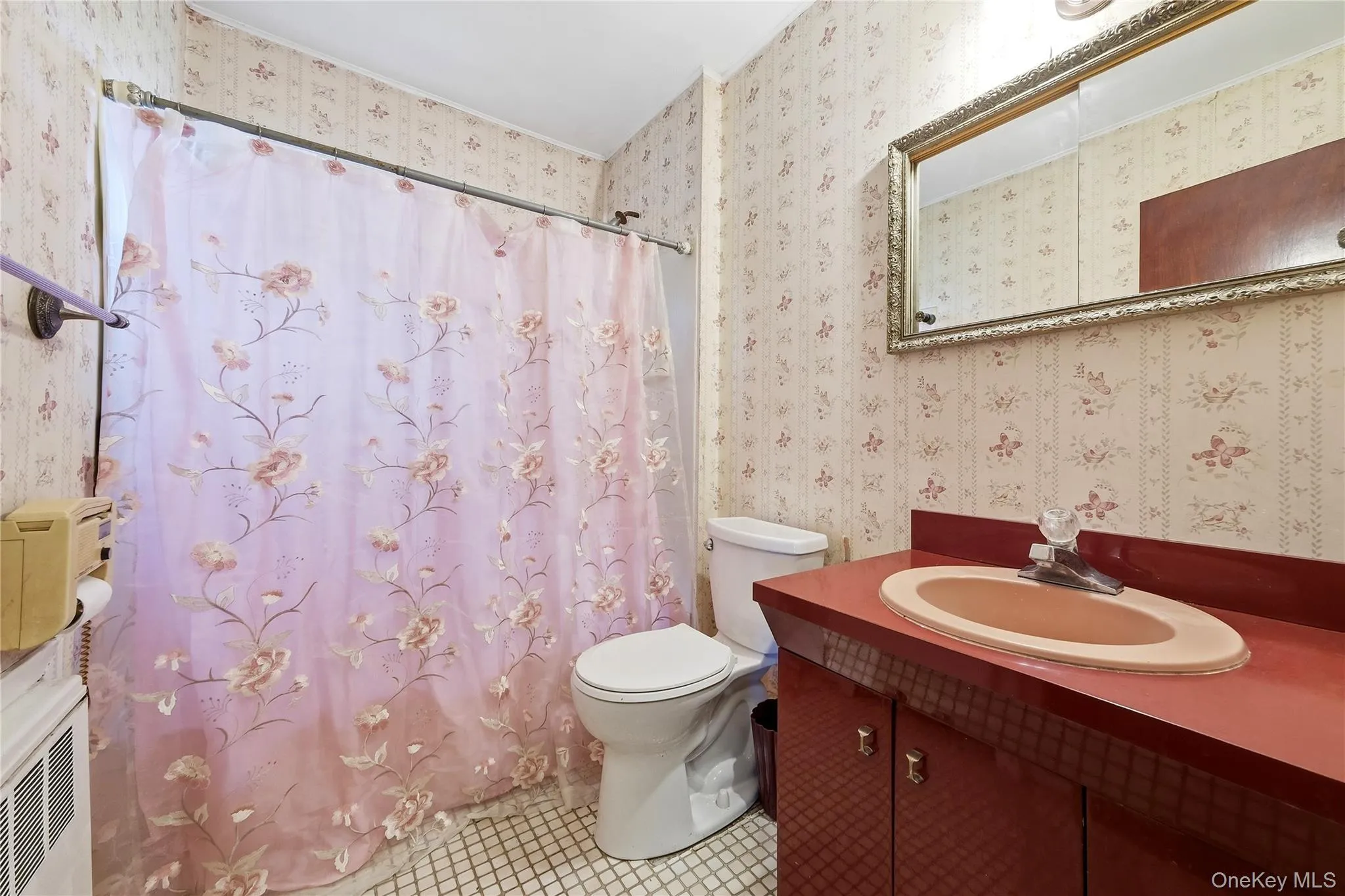 Full Bathroom Full Bathroom