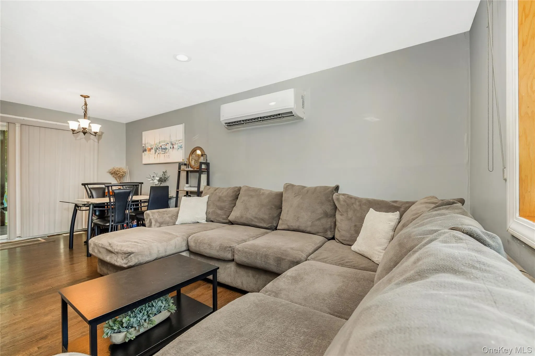 2401 Wave Avenue, Brookhaven, NY, 4 Bedrooms Bedrooms, 7 Rooms Rooms,2 BathroomsBathrooms,Residential,For Rent,Wave,0,1042453 2401 Wave Avenue, Brookhaven, NY, 4 Bedrooms Bedrooms, 7 Rooms Rooms,2 BathroomsBathrooms,Residential,For Rent,Wave,0,1042453