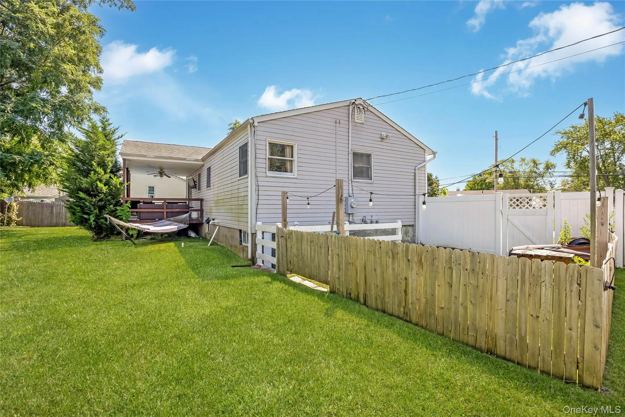 2401 Wave Avenue, Brookhaven, NY, 4 Bedrooms Bedrooms, 7 Rooms Rooms,2 BathroomsBathrooms,Residential,For Rent,Wave,0,1042453 2401 Wave Avenue, Brookhaven, NY, 4 Bedrooms Bedrooms, 7 Rooms Rooms,2 BathroomsBathrooms,Residential,For Rent,Wave,0,1042453