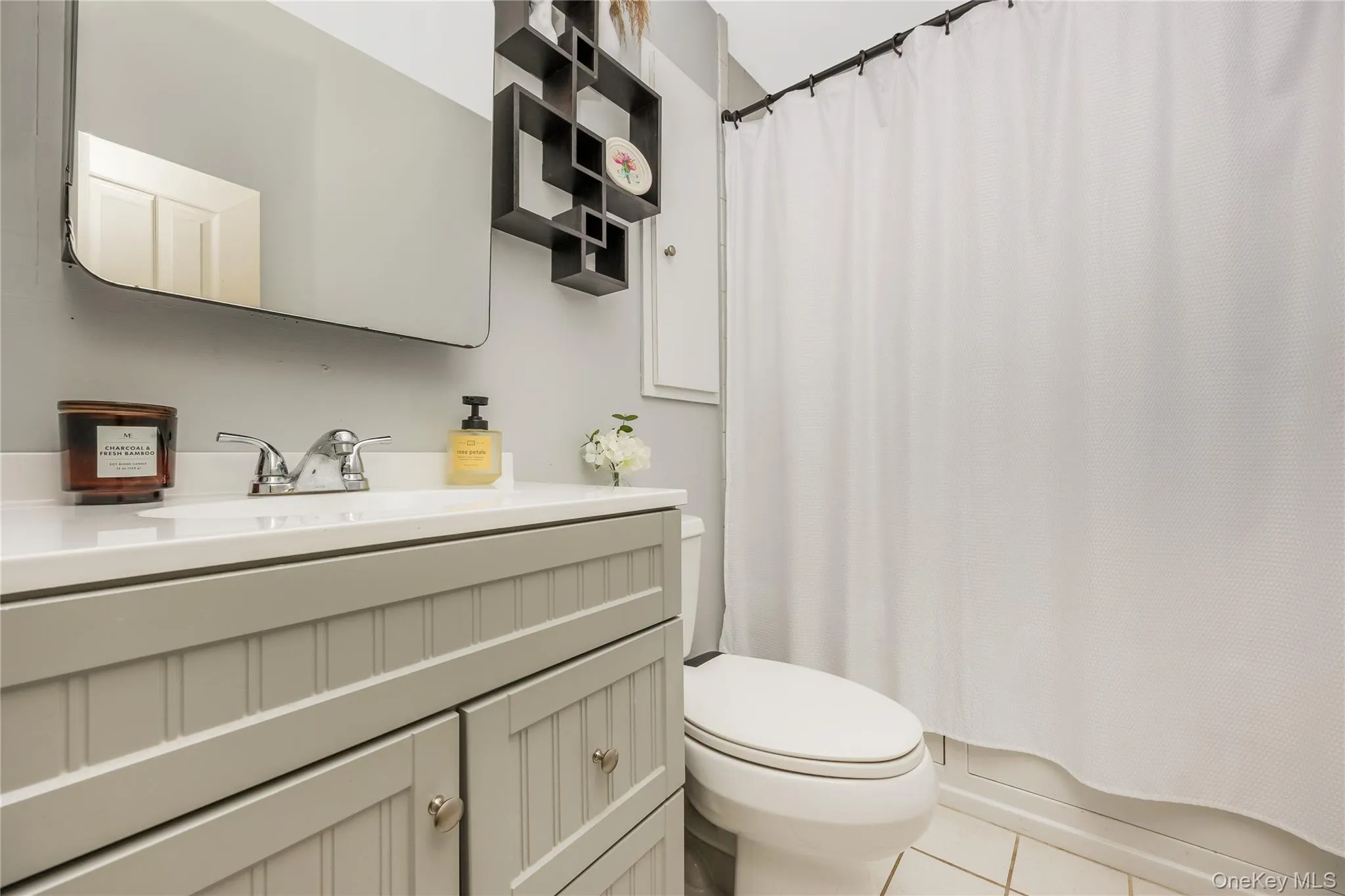 2401 Wave Avenue, Brookhaven, NY, 4 Bedrooms Bedrooms, 7 Rooms Rooms,2 BathroomsBathrooms,Residential,For Rent,Wave,0,1042453 2401 Wave Avenue, Brookhaven, NY, 4 Bedrooms Bedrooms, 7 Rooms Rooms,2 BathroomsBathrooms,Residential,For Rent,Wave,0,1042453