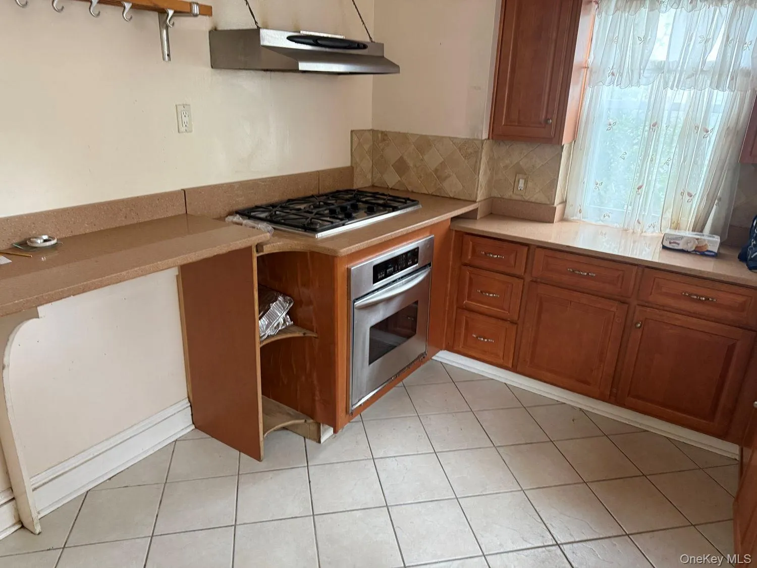 332 Rich Avenue, Mount Vernon, NY, 4 Bedrooms Bedrooms, 7 Rooms Rooms,1 BathroomBathrooms,Residential,For Rent,Rich,0,1042454 332 Rich Avenue, Mount Vernon, NY, 4 Bedrooms Bedrooms, 7 Rooms Rooms,1 BathroomBathrooms,Residential,For Rent,Rich,0,1042454