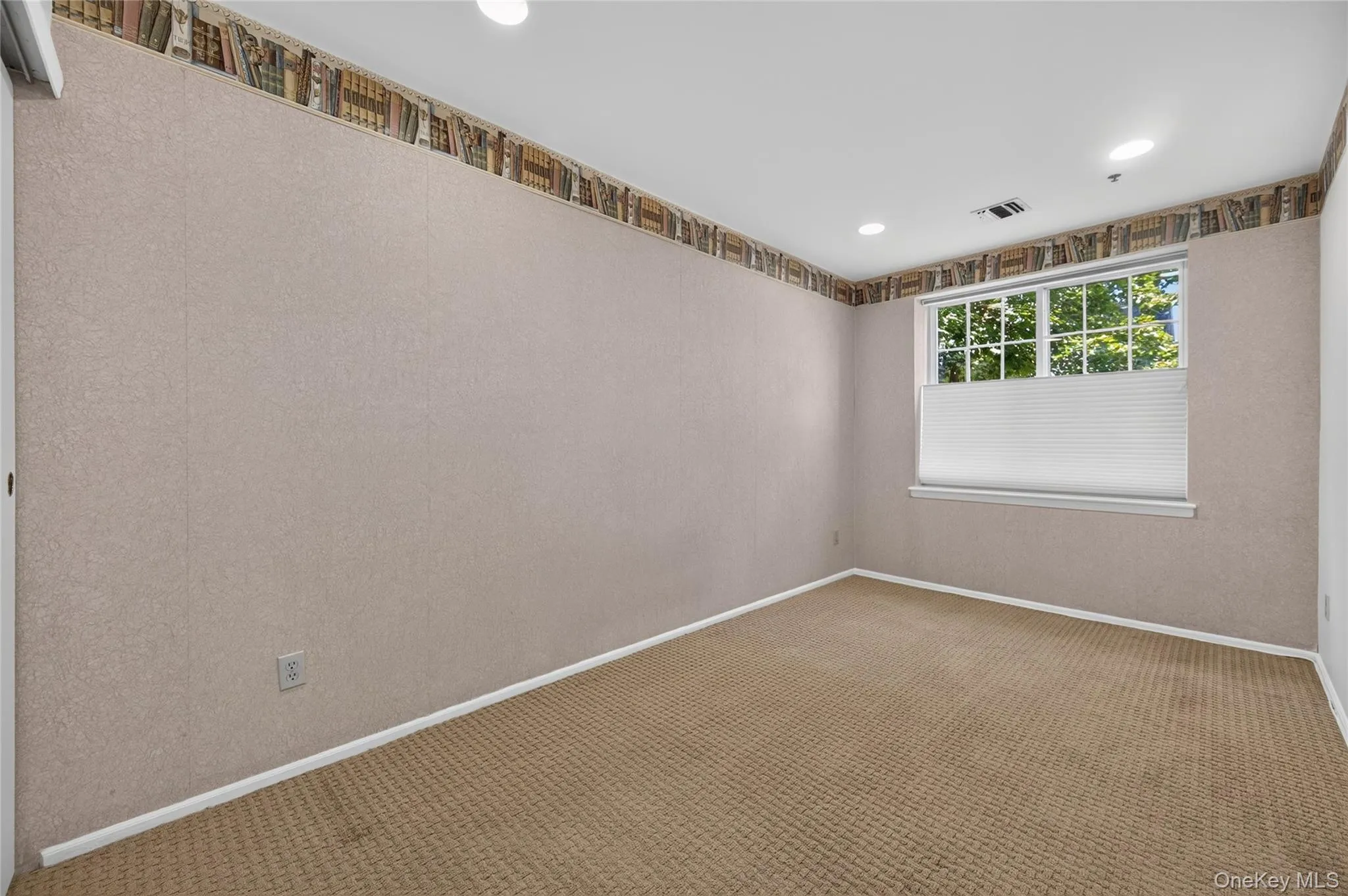 2nd Bedroom 2nd Bedroom