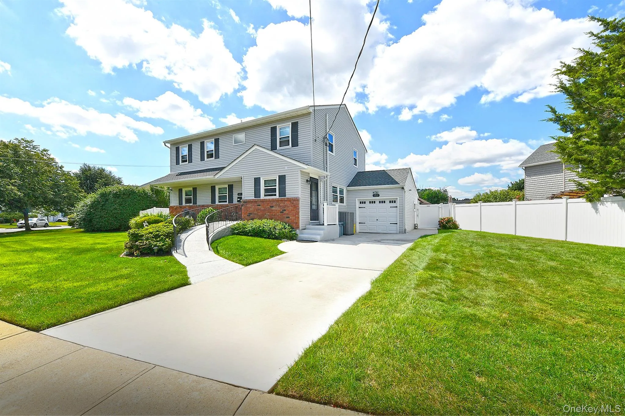63 Michele Terrace, Oyster Bay, NY, 6 Bedrooms Bedrooms, 11 Rooms Rooms,2 BathroomsBathrooms,Residential,For Rent,Michele,0,1042463 63 Michele Terrace, Oyster Bay, NY, 6 Bedrooms Bedrooms, 11 Rooms Rooms,2 BathroomsBathrooms,Residential,For Rent,Michele,0,1042463