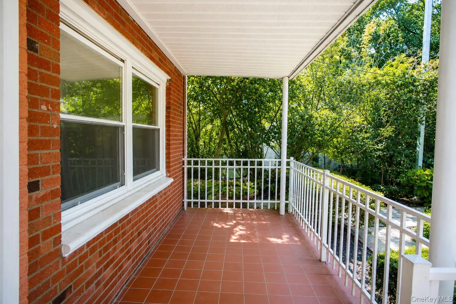 330 Broadway, Long Beach, NY, 1 Bedroom Bedrooms, 4 Rooms Rooms,1 BathroomBathrooms,Residential Lease,For Rent,Broadway,0,1042464 330 Broadway, Long Beach, NY, 1 Bedroom Bedrooms, 4 Rooms Rooms,1 BathroomBathrooms,Residential Lease,For Rent,Broadway,0,1042464