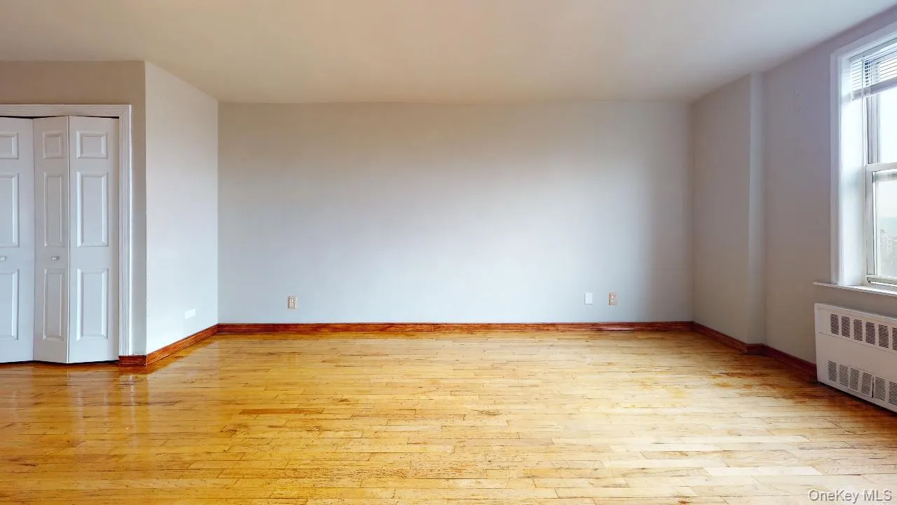 66-15 Thornton Place, New York, NY, 1 Bedroom Bedrooms, 3 Rooms Rooms,1 BathroomBathrooms,Residential Lease,For Rent,Thornton,0,1042466 66-15 Thornton Place, New York, NY, 1 Bedroom Bedrooms, 3 Rooms Rooms,1 BathroomBathrooms,Residential Lease,For Rent,Thornton,0,1042466