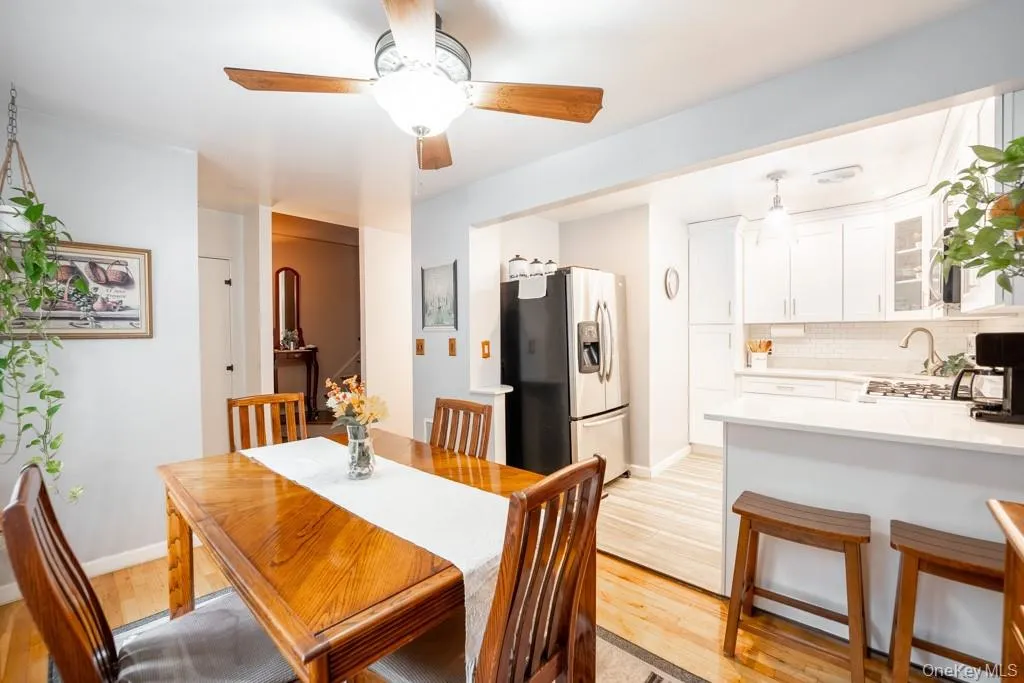 2175 Hughes Avenue, New York, NY, 3 Bedrooms Bedrooms, 7 Rooms Rooms,1 BathroomBathrooms,Residential,For Rent,Hughes,0,1042469 2175 Hughes Avenue, New York, NY, 3 Bedrooms Bedrooms, 7 Rooms Rooms,1 BathroomBathrooms,Residential,For Rent,Hughes,0,1042469