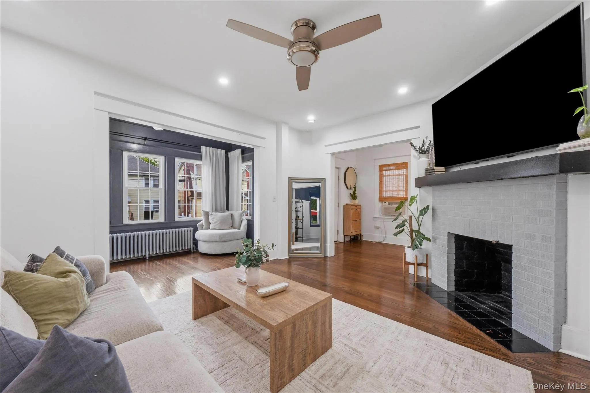 19 Forsythe Place, Newburgh (city), NY, 5 Bedrooms Bedrooms, 9 Rooms Rooms,1 BathroomBathrooms,Residential,For Rent,Forsythe,0,1042470 19 Forsythe Place, Newburgh (city), NY, 5 Bedrooms Bedrooms, 9 Rooms Rooms,1 BathroomBathrooms,Residential,For Rent,Forsythe,0,1042470