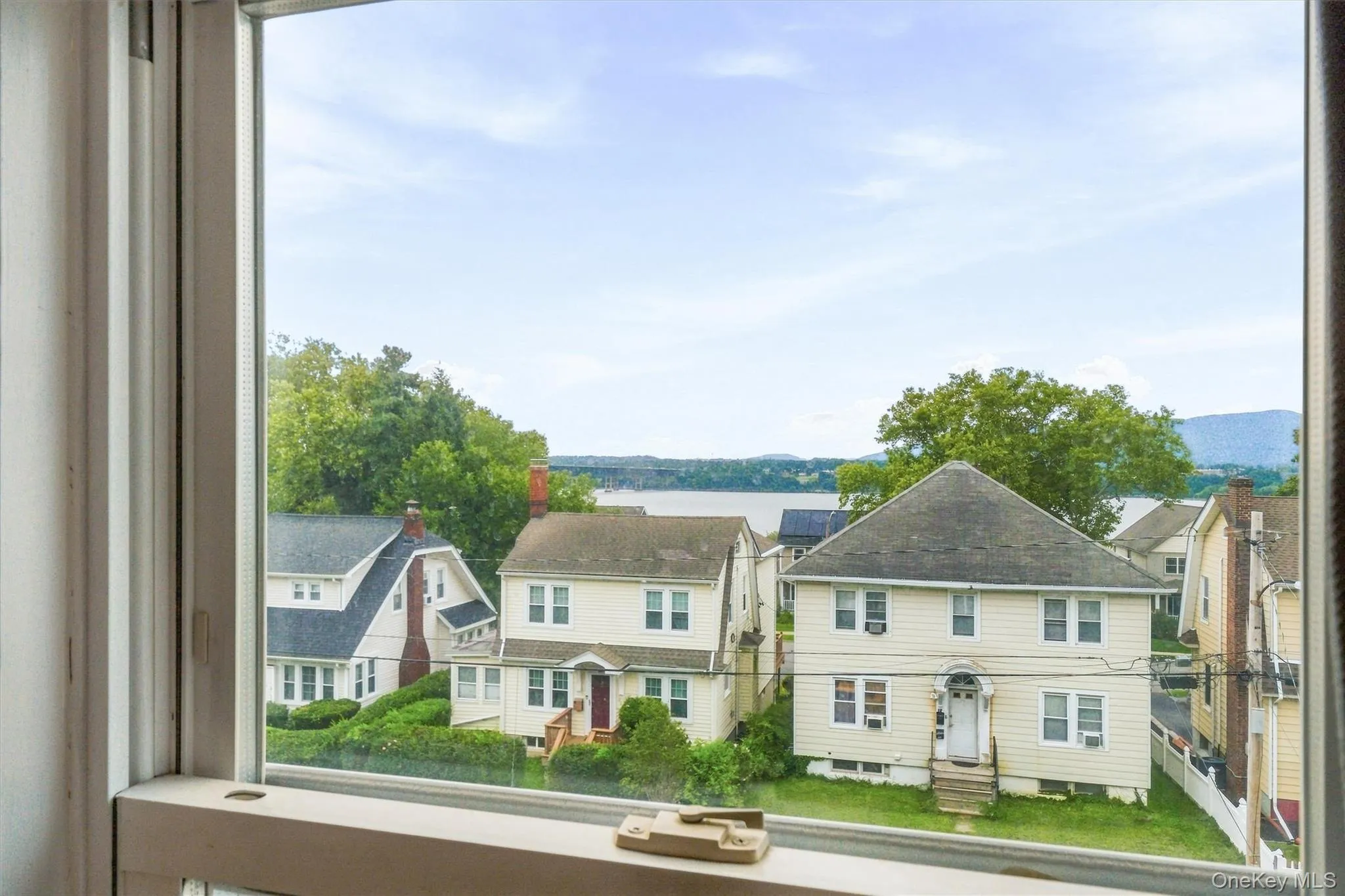 19 Forsythe Place, Newburgh (city), NY, 5 Bedrooms Bedrooms, 9 Rooms Rooms,1 BathroomBathrooms,Residential,For Rent,Forsythe,0,1042470 19 Forsythe Place, Newburgh (city), NY, 5 Bedrooms Bedrooms, 9 Rooms Rooms,1 BathroomBathrooms,Residential,For Rent,Forsythe,0,1042470