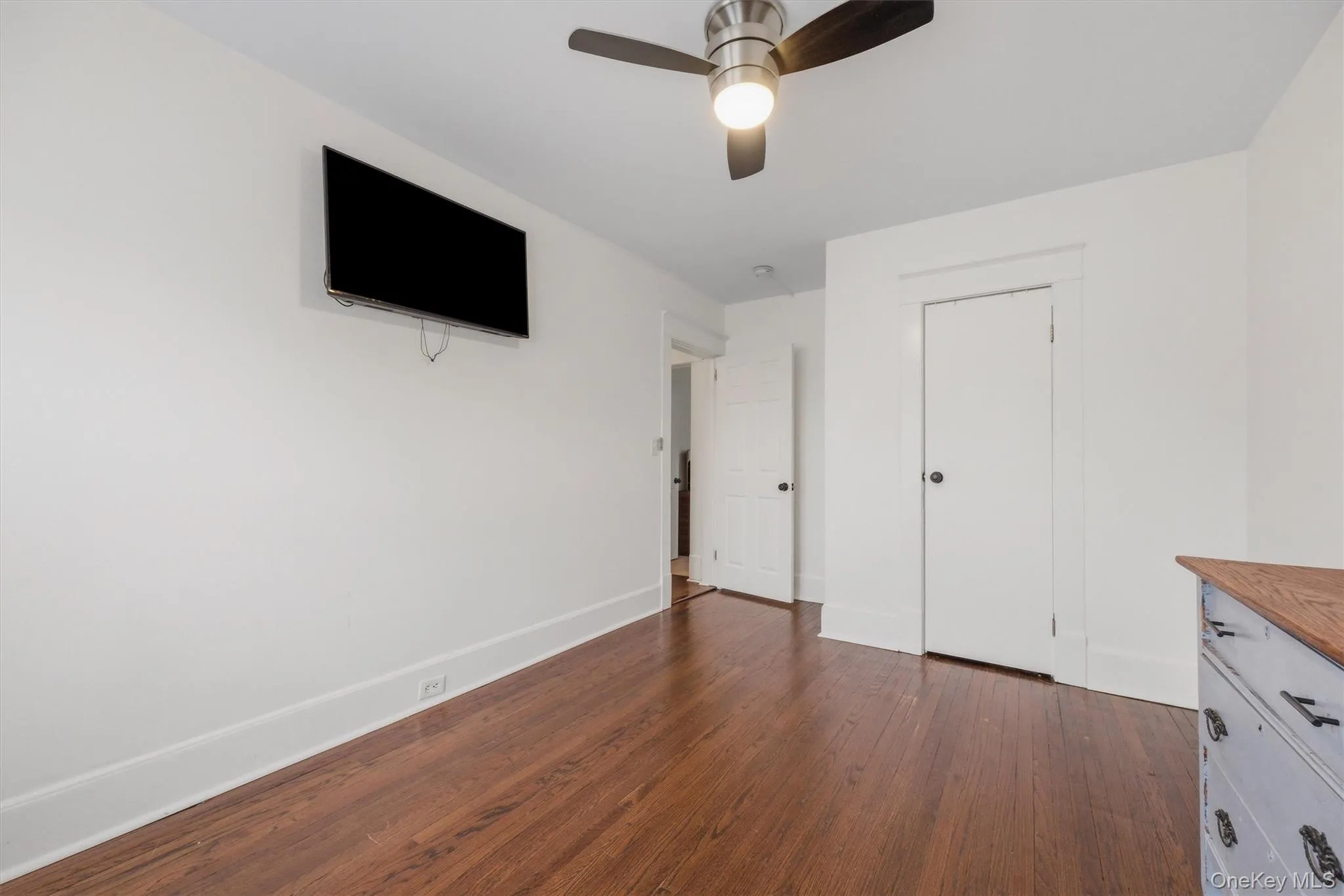 19 Forsythe Place, Newburgh (city), NY, 5 Bedrooms Bedrooms, 9 Rooms Rooms,1 BathroomBathrooms,Residential,For Rent,Forsythe,0,1042470 19 Forsythe Place, Newburgh (city), NY, 5 Bedrooms Bedrooms, 9 Rooms Rooms,1 BathroomBathrooms,Residential,For Rent,Forsythe,0,1042470