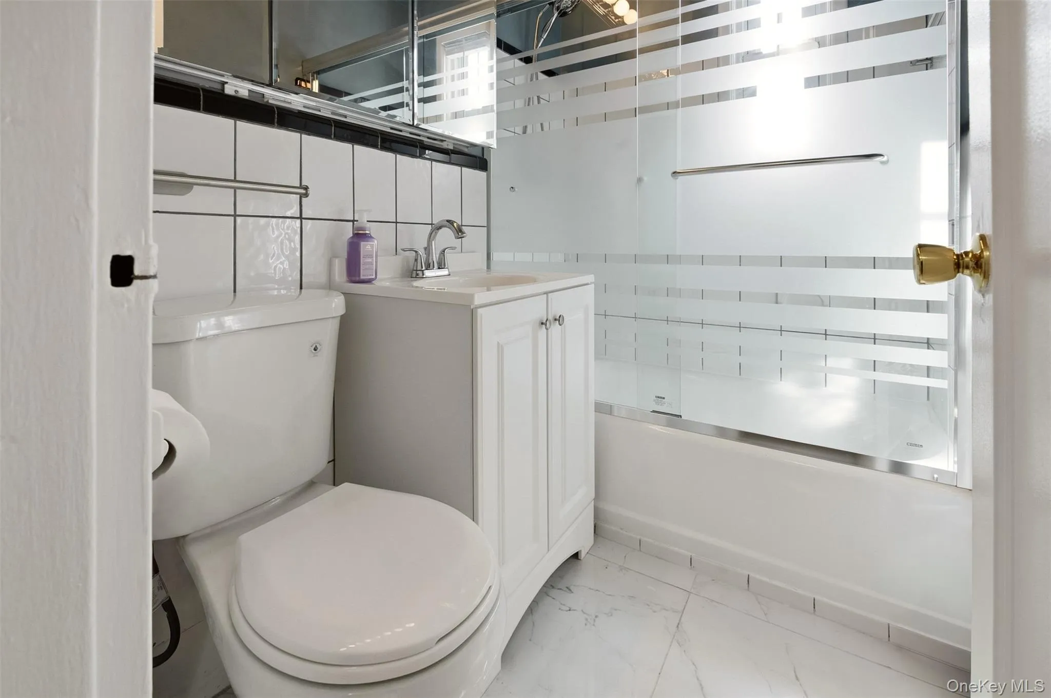 200 Village Avenue, Hempstead, NY, 1 Bedroom Bedrooms, 3 Rooms Rooms,1 BathroomBathrooms,Residential,For Rent,Village,0,1042473 200 Village Avenue, Hempstead, NY, 1 Bedroom Bedrooms, 3 Rooms Rooms,1 BathroomBathrooms,Residential,For Rent,Village,0,1042473