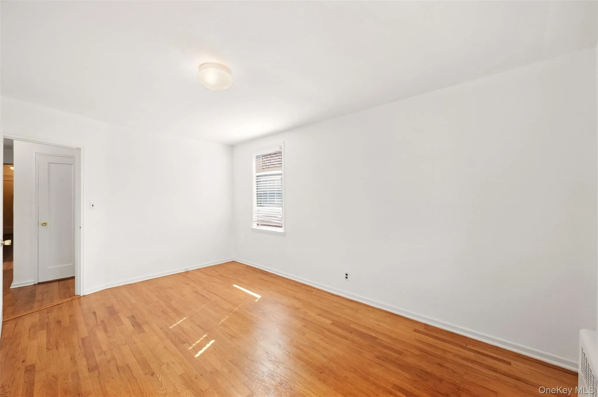 200 Village Avenue, Hempstead, NY, 1 Bedroom Bedrooms, 3 Rooms Rooms,1 BathroomBathrooms,Residential,For Rent,Village,0,1042473 200 Village Avenue, Hempstead, NY, 1 Bedroom Bedrooms, 3 Rooms Rooms,1 BathroomBathrooms,Residential,For Rent,Village,0,1042473