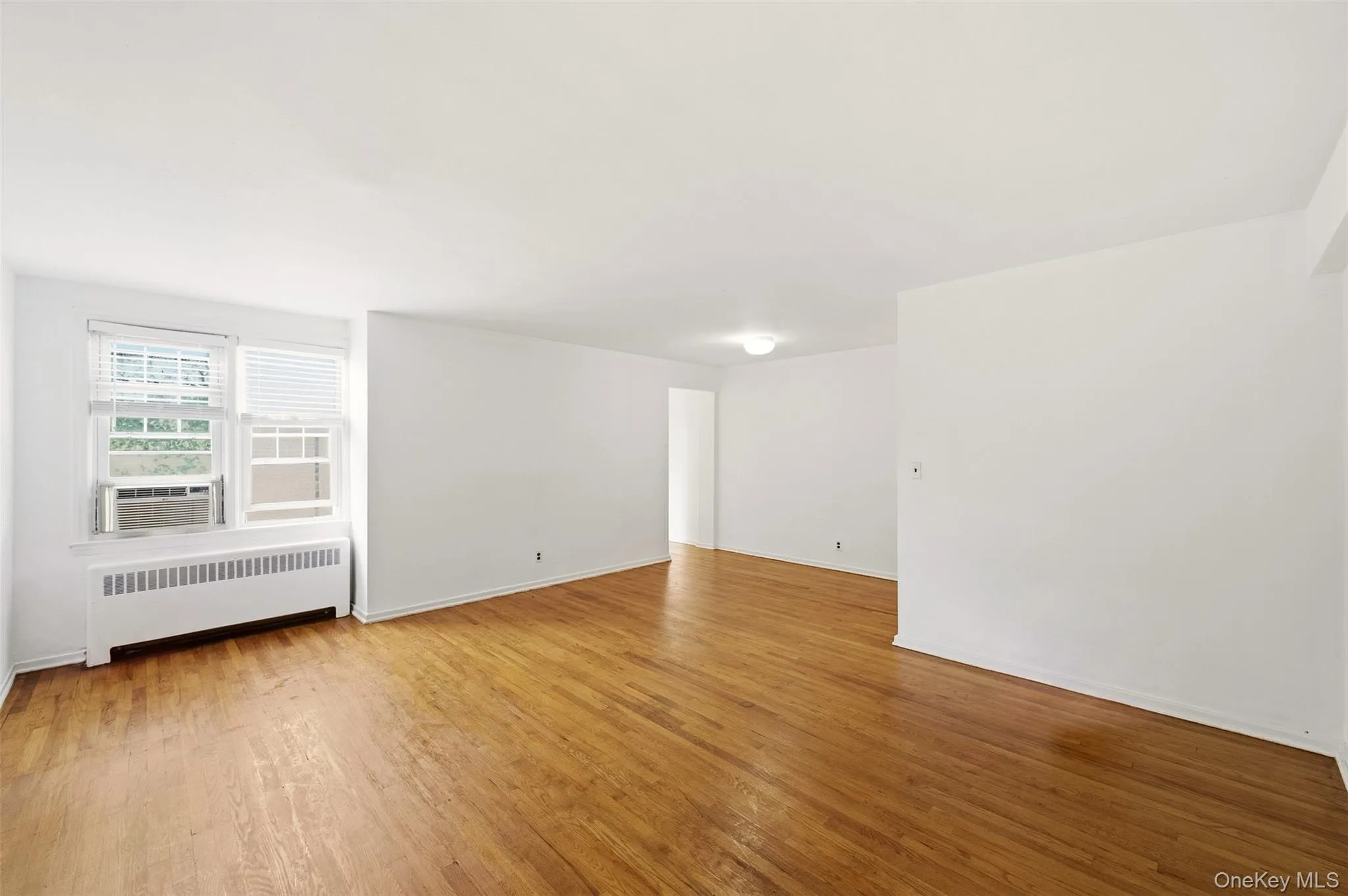 200 Village Avenue, Hempstead, NY, 1 Bedroom Bedrooms, 3 Rooms Rooms,1 BathroomBathrooms,Residential,For Rent,Village,0,1042473 200 Village Avenue, Hempstead, NY, 1 Bedroom Bedrooms, 3 Rooms Rooms,1 BathroomBathrooms,Residential,For Rent,Village,0,1042473