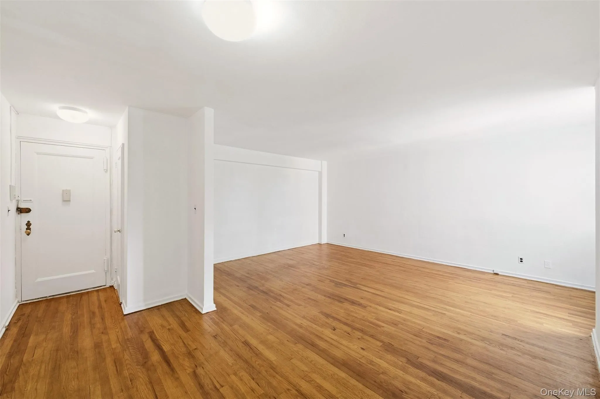 200 Village Avenue, Hempstead, NY, 1 Bedroom Bedrooms, 3 Rooms Rooms,1 BathroomBathrooms,Residential,For Rent,Village,0,1042473 200 Village Avenue, Hempstead, NY, 1 Bedroom Bedrooms, 3 Rooms Rooms,1 BathroomBathrooms,Residential,For Rent,Village,0,1042473