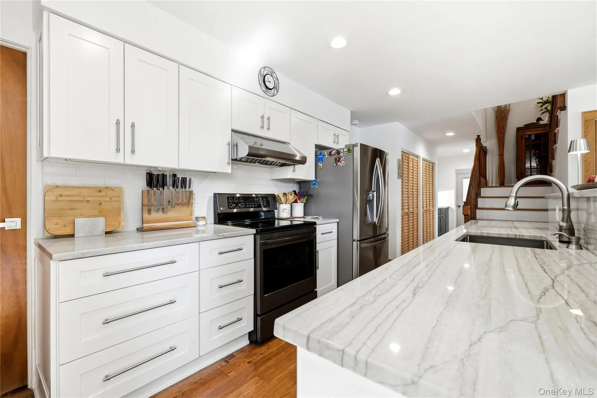 107 Lake Shore Drive, Brookhaven, NY, 4 Bedrooms Bedrooms, 12 Rooms Rooms,3 BathroomsBathrooms,Residential,For Rent,Lake Shore,0,1042478 107 Lake Shore Drive, Brookhaven, NY, 4 Bedrooms Bedrooms, 12 Rooms Rooms,3 BathroomsBathrooms,Residential,For Rent,Lake Shore,0,1042478