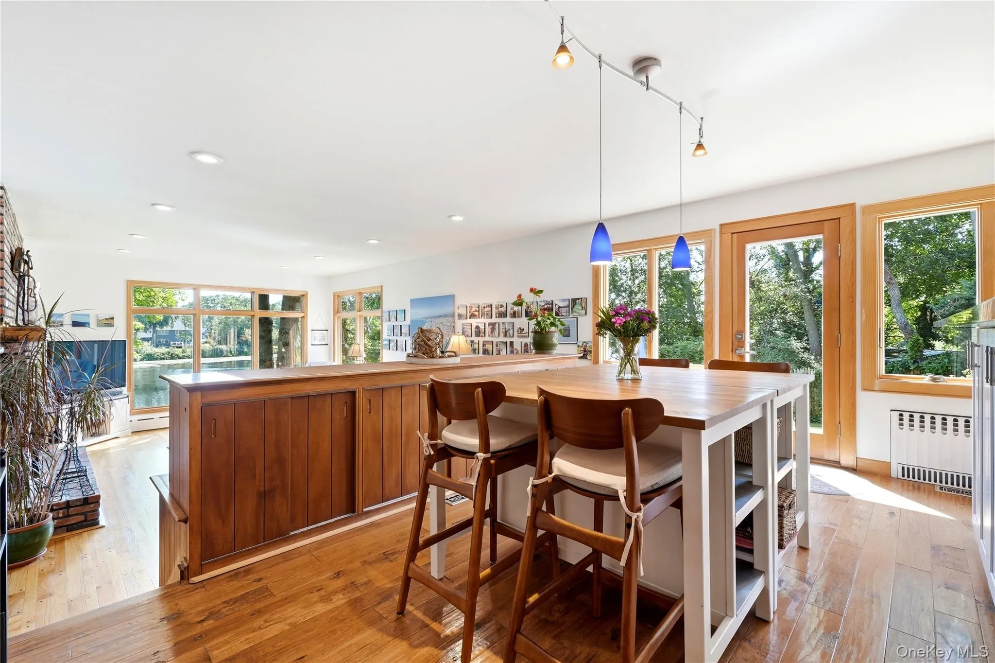 107 Lake Shore Drive, Brookhaven, NY, 4 Bedrooms Bedrooms, 12 Rooms Rooms,3 BathroomsBathrooms,Residential,For Rent,Lake Shore,0,1042478 107 Lake Shore Drive, Brookhaven, NY, 4 Bedrooms Bedrooms, 12 Rooms Rooms,3 BathroomsBathrooms,Residential,For Rent,Lake Shore,0,1042478