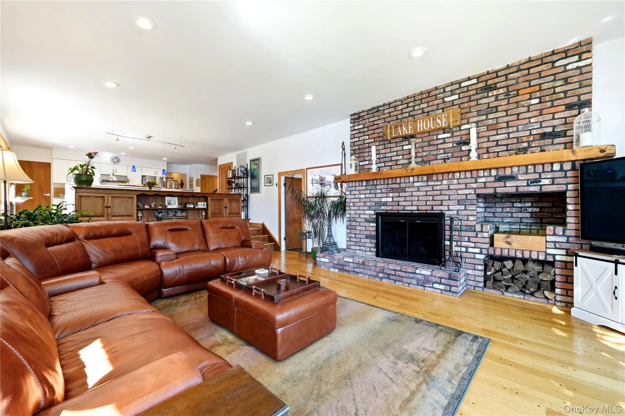 107 Lake Shore Drive, Brookhaven, NY, 4 Bedrooms Bedrooms, 12 Rooms Rooms,3 BathroomsBathrooms,Residential,For Rent,Lake Shore,0,1042478 107 Lake Shore Drive, Brookhaven, NY, 4 Bedrooms Bedrooms, 12 Rooms Rooms,3 BathroomsBathrooms,Residential,For Rent,Lake Shore,0,1042478
