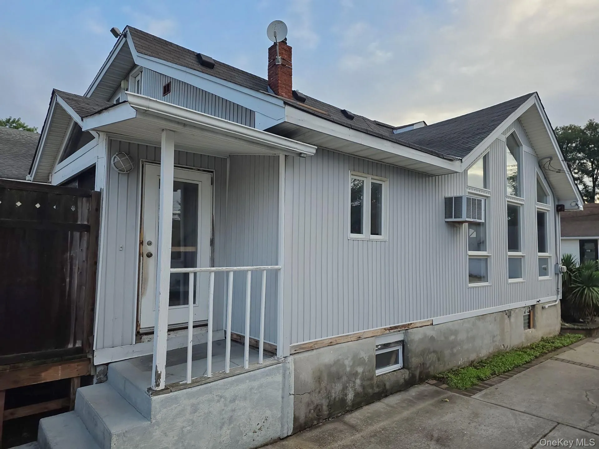 26 Gordon Place, Hempstead, NY, 2 Bedrooms Bedrooms, 6 Rooms Rooms,2 BathroomsBathrooms,Residential,For Rent,Gordon,0,1042481 26 Gordon Place, Hempstead, NY, 2 Bedrooms Bedrooms, 6 Rooms Rooms,2 BathroomsBathrooms,Residential,For Rent,Gordon,0,1042481