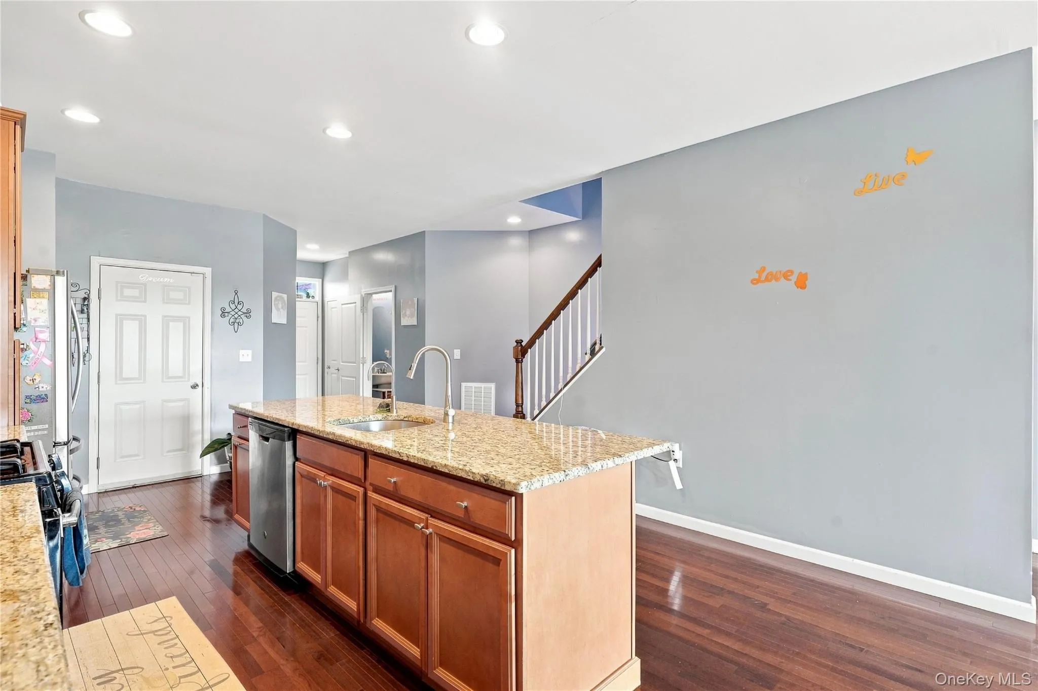 4 Woodrose Court, Middletown, NY, 3 Bedrooms Bedrooms, 6 Rooms Rooms,2 BathroomsBathrooms,Residential,For Rent,Woodrose,0,1042482 4 Woodrose Court, Middletown, NY, 3 Bedrooms Bedrooms, 6 Rooms Rooms,2 BathroomsBathrooms,Residential,For Rent,Woodrose,0,1042482