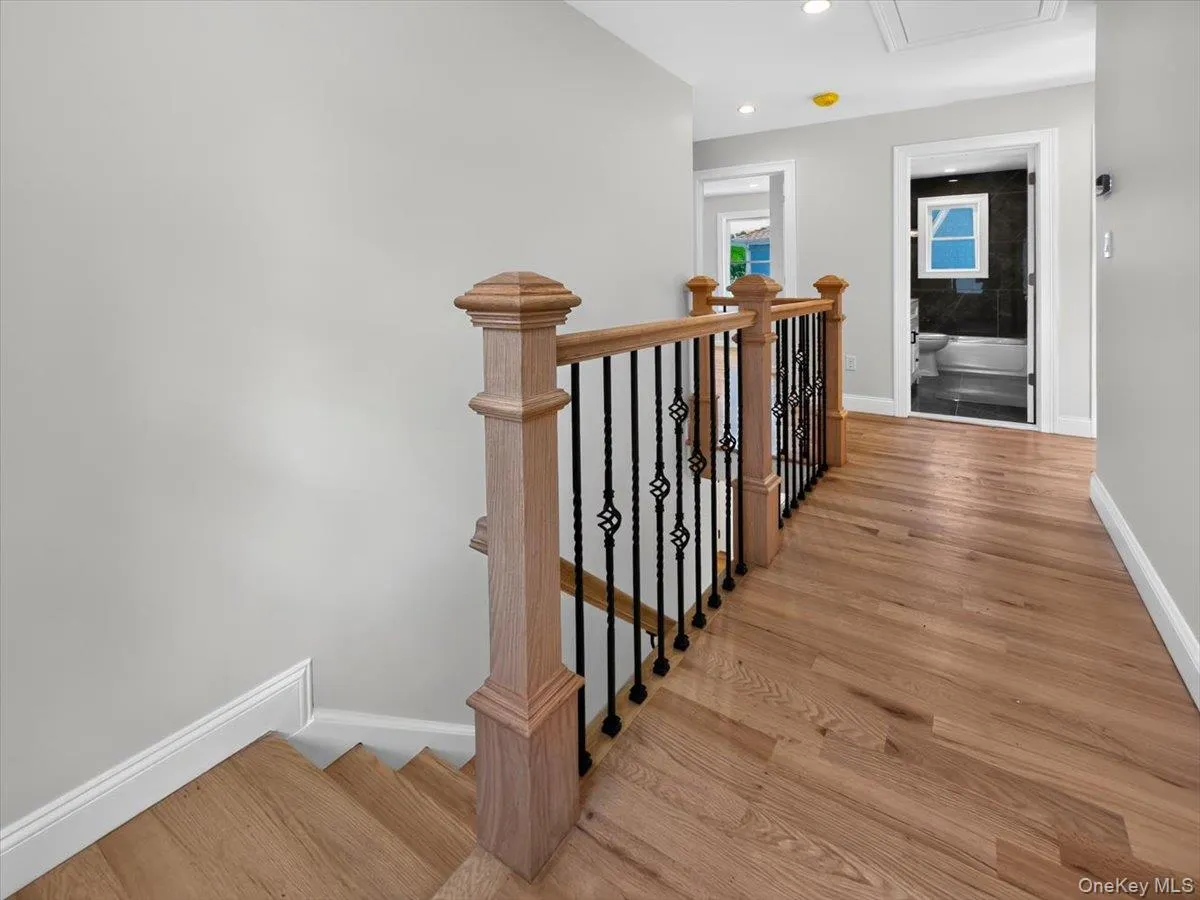 5 Elm Avenue, Hempstead, NY, 4 Bedrooms Bedrooms, 9 Rooms Rooms,3 BathroomsBathrooms,Residential,For Rent,Elm,0,1042484 5 Elm Avenue, Hempstead, NY, 4 Bedrooms Bedrooms, 9 Rooms Rooms,3 BathroomsBathrooms,Residential,For Rent,Elm,0,1042484