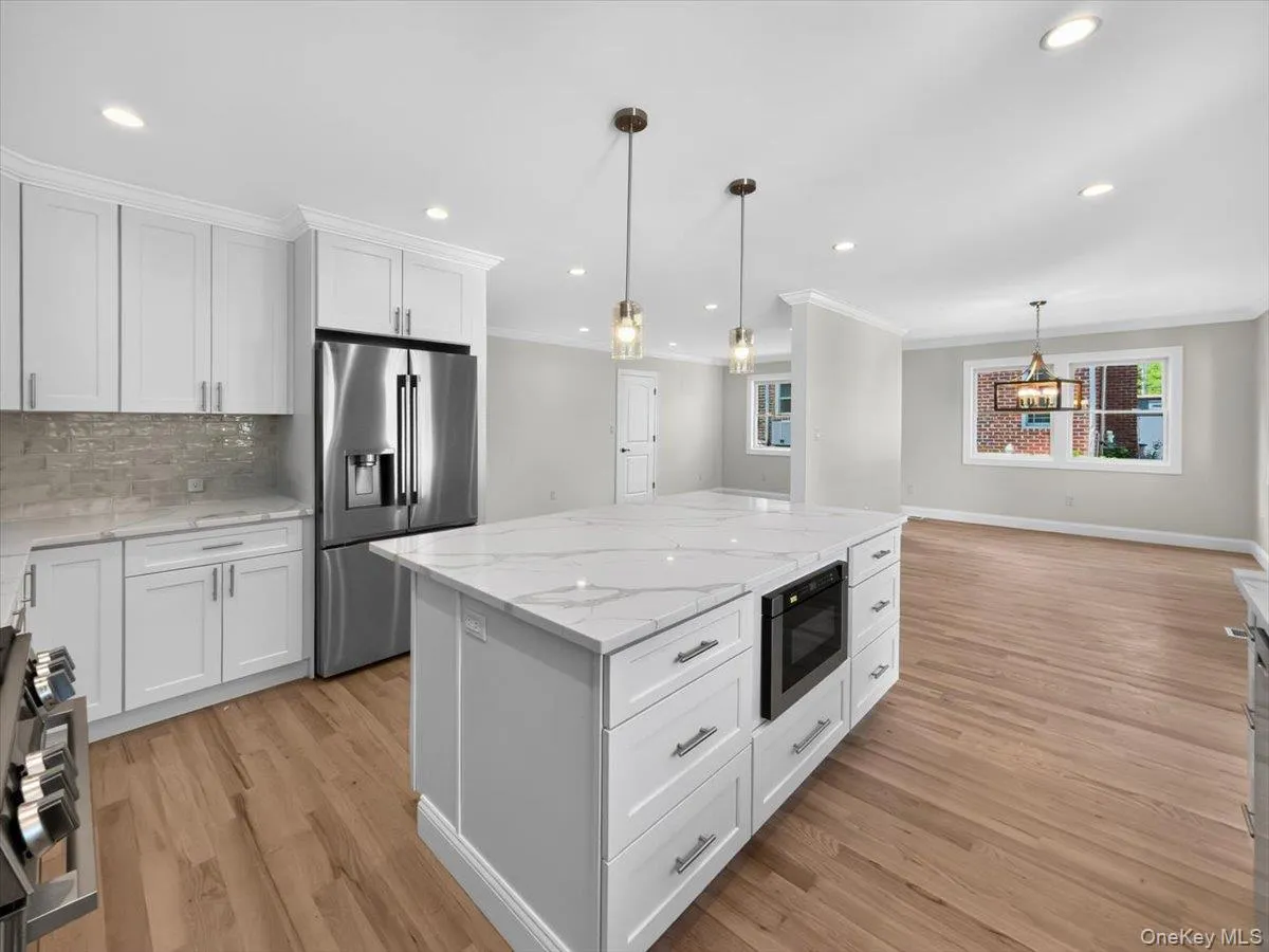 5 Elm Avenue, Hempstead, NY, 4 Bedrooms Bedrooms, 9 Rooms Rooms,3 BathroomsBathrooms,Residential,For Rent,Elm,0,1042484 5 Elm Avenue, Hempstead, NY, 4 Bedrooms Bedrooms, 9 Rooms Rooms,3 BathroomsBathrooms,Residential,For Rent,Elm,0,1042484