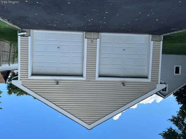 1 Garage 1 Garage