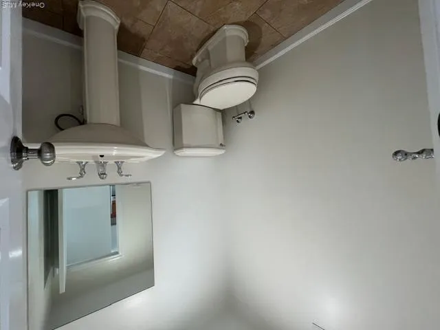Powder Room Powder Room