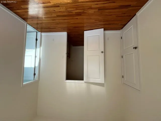 45 Avenue A, North Hempstead, NY, 3 Bedrooms Bedrooms, 6 Rooms Rooms,2 BathroomsBathrooms,Residential Lease,For Rent,Avenue A,0,1042488 45 Avenue A, North Hempstead, NY, 3 Bedrooms Bedrooms, 6 Rooms Rooms,2 BathroomsBathrooms,Residential Lease,For Rent,Avenue A,0,1042488