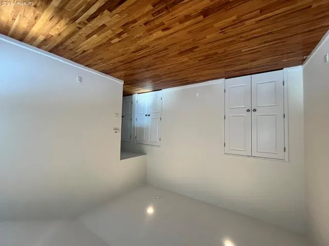 45 Avenue A, North Hempstead, NY, 3 Bedrooms Bedrooms, 6 Rooms Rooms,2 BathroomsBathrooms,Residential Lease,For Rent,Avenue A,0,1042488 45 Avenue A, North Hempstead, NY, 3 Bedrooms Bedrooms, 6 Rooms Rooms,2 BathroomsBathrooms,Residential Lease,For Rent,Avenue A,0,1042488