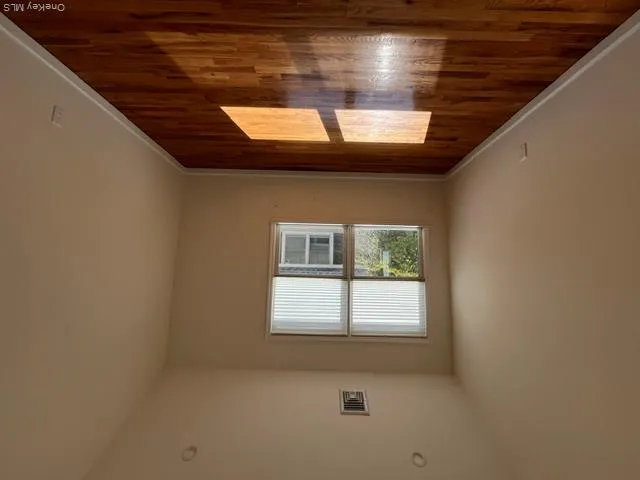 45 Avenue A, North Hempstead, NY, 3 Bedrooms Bedrooms, 6 Rooms Rooms,2 BathroomsBathrooms,Residential Lease,For Rent,Avenue A,0,1042488 45 Avenue A, North Hempstead, NY, 3 Bedrooms Bedrooms, 6 Rooms Rooms,2 BathroomsBathrooms,Residential Lease,For Rent,Avenue A,0,1042488