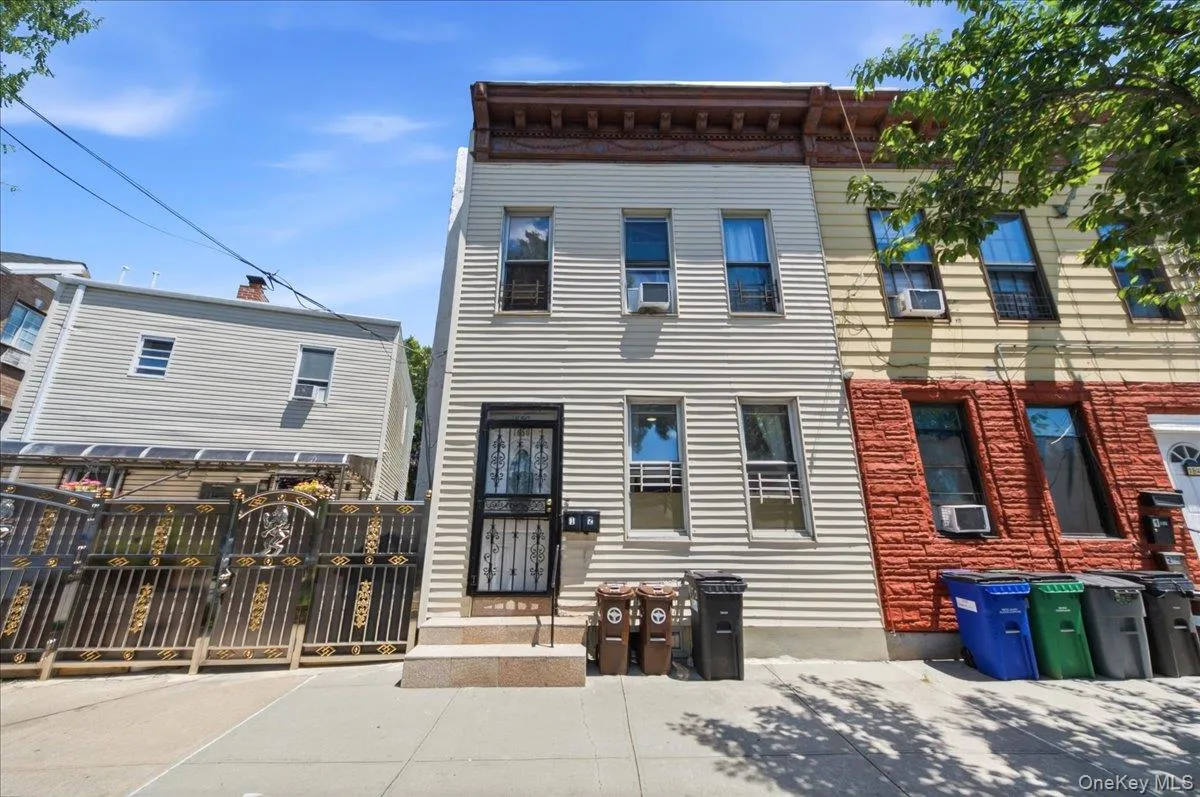 1850 Unionport Road, New York, NY, 1 Bedroom Bedrooms, 4 Rooms Rooms,1 BathroomBathrooms,Residential Lease,For Rent,Unionport,0,1042492 1850 Unionport Road, New York, NY, 1 Bedroom Bedrooms, 4 Rooms Rooms,1 BathroomBathrooms,Residential Lease,For Rent,Unionport,0,1042492