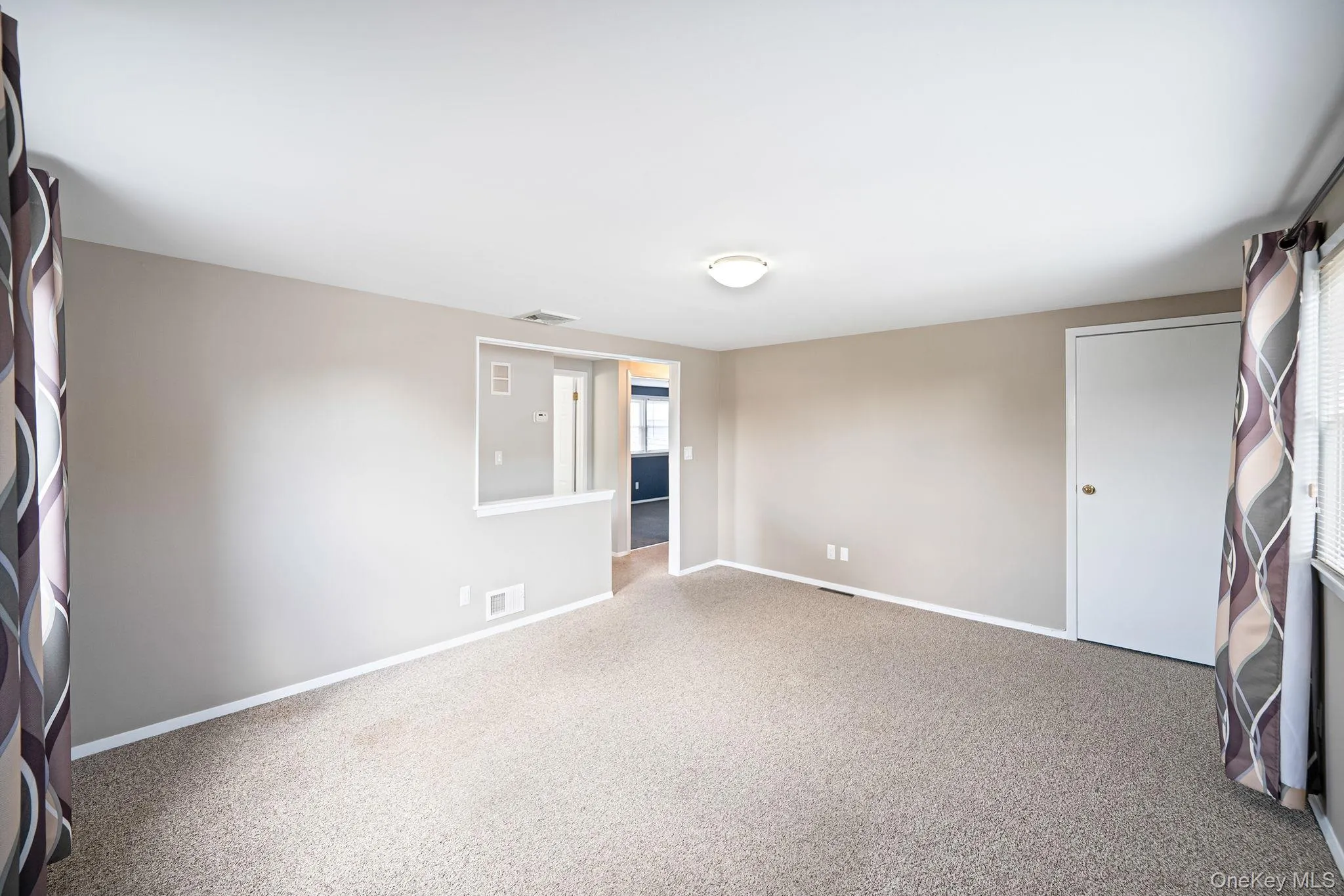 407 Argyle Road, Hempstead, NY, 5 Bedrooms Bedrooms, 8 Rooms Rooms,2 BathroomsBathrooms,Residential,For Rent,Argyle,0,1042494 407 Argyle Road, Hempstead, NY, 5 Bedrooms Bedrooms, 8 Rooms Rooms,2 BathroomsBathrooms,Residential,For Rent,Argyle,0,1042494