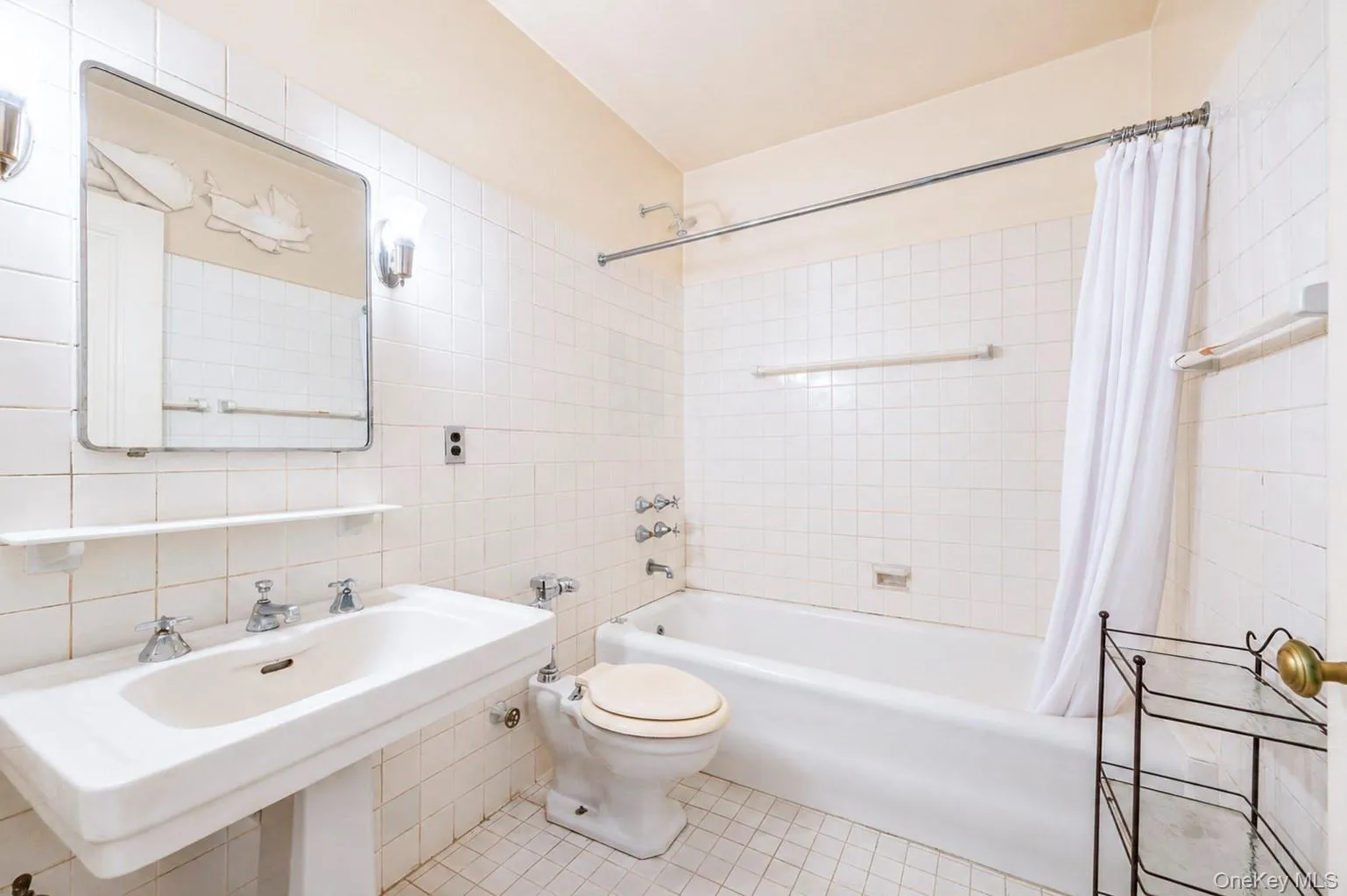 30 Sutton Place, New York, NY, 1 Bedroom Bedrooms, 4 Rooms Rooms,1 BathroomBathrooms,Residential,For Rent,Sutton,0,1042496 30 Sutton Place, New York, NY, 1 Bedroom Bedrooms, 4 Rooms Rooms,1 BathroomBathrooms,Residential,For Rent,Sutton,0,1042496